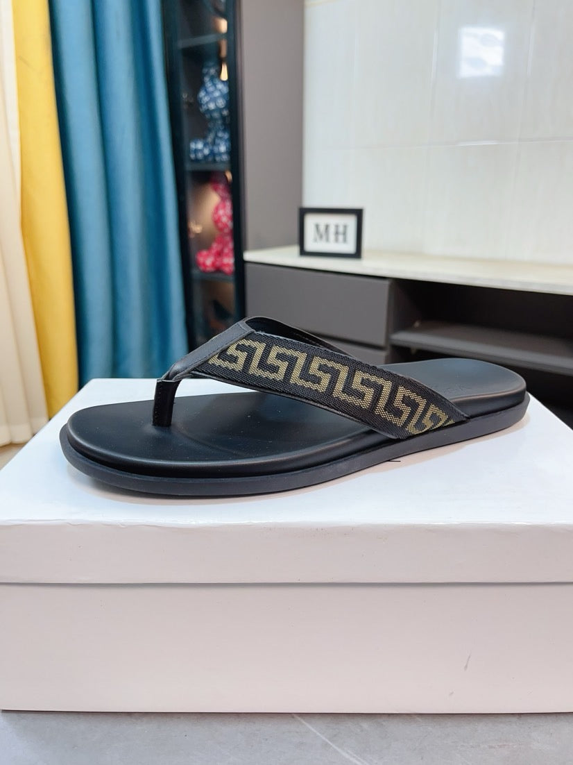 LuxluxHouse Best Quality Sandals Versace