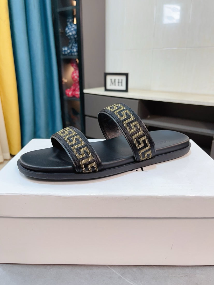 LuxluxHouse Best Quality Sandals Versace