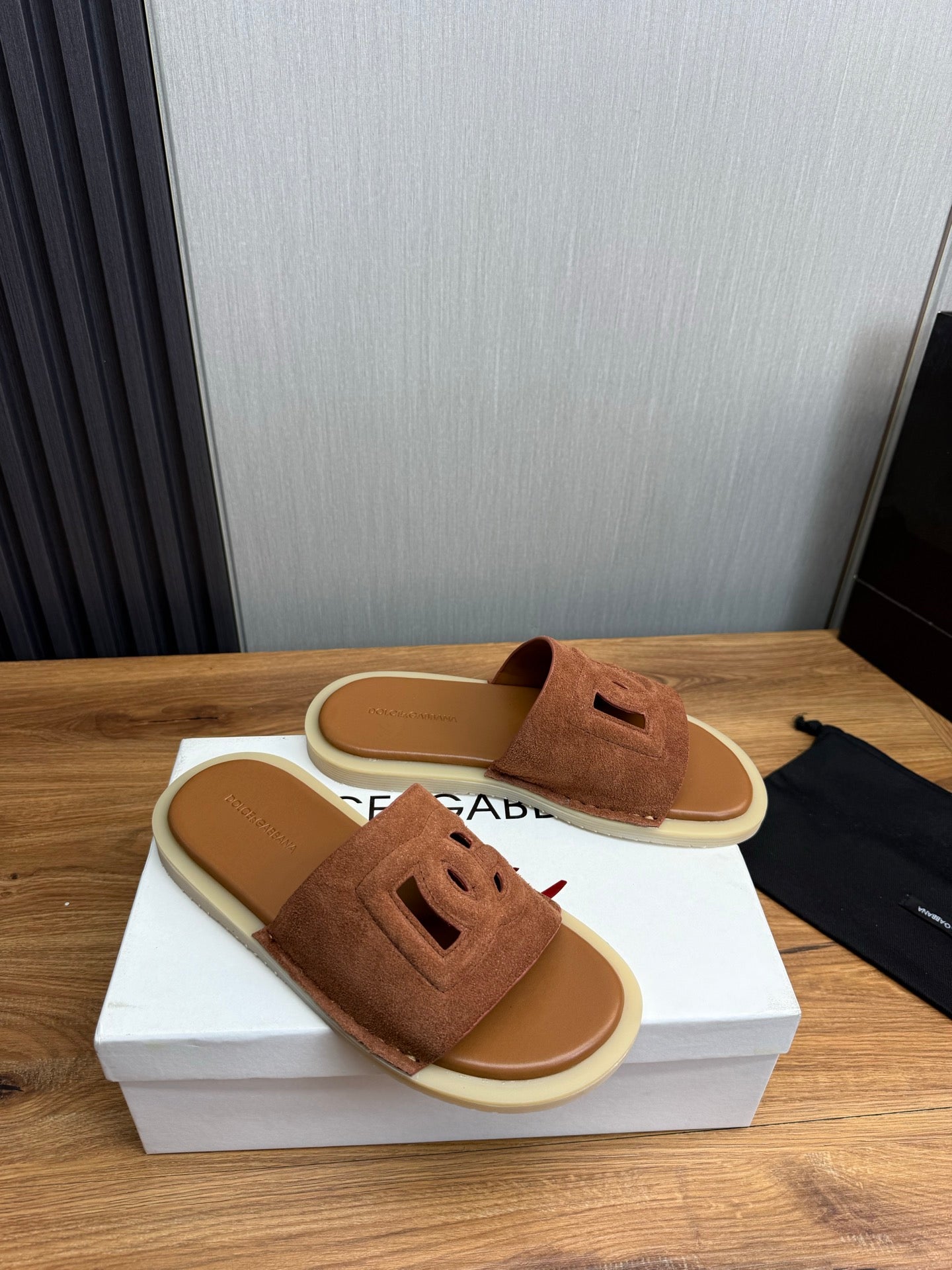 LuxluxHouse Best Quality Sandals Dolce & Gabbana