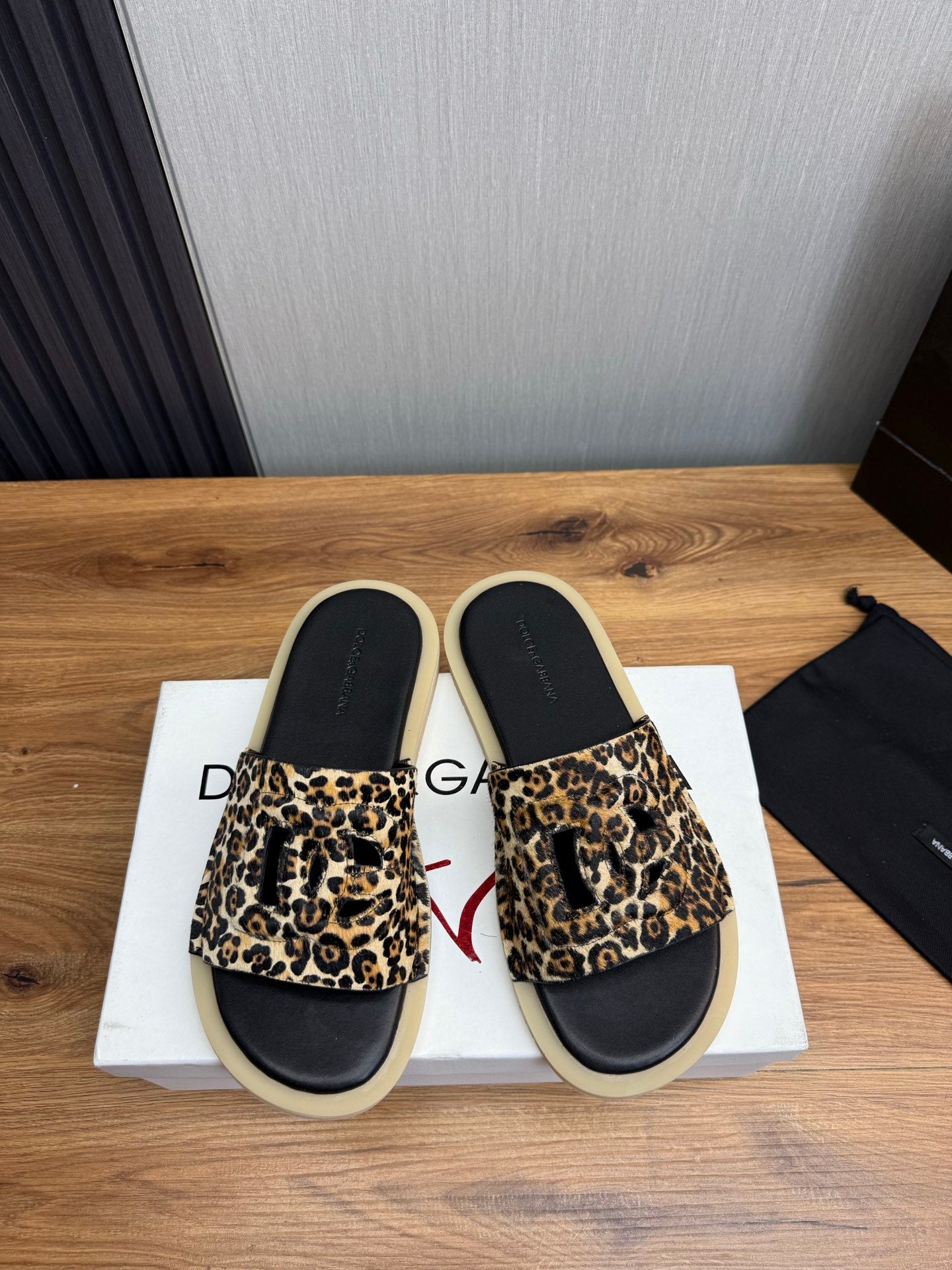 LuxluxHouse Best Quality Sandals Dolce & Gabbana