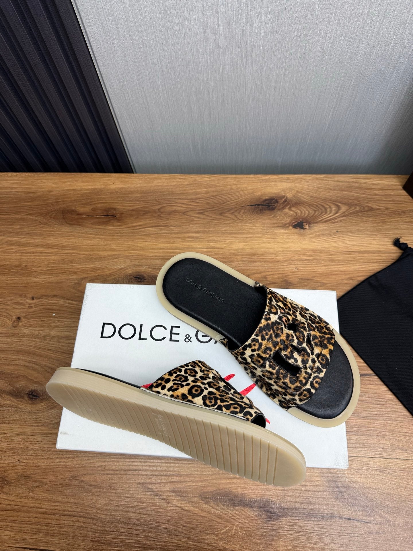 LuxluxHouse Best Quality Sandals Dolce & Gabbana