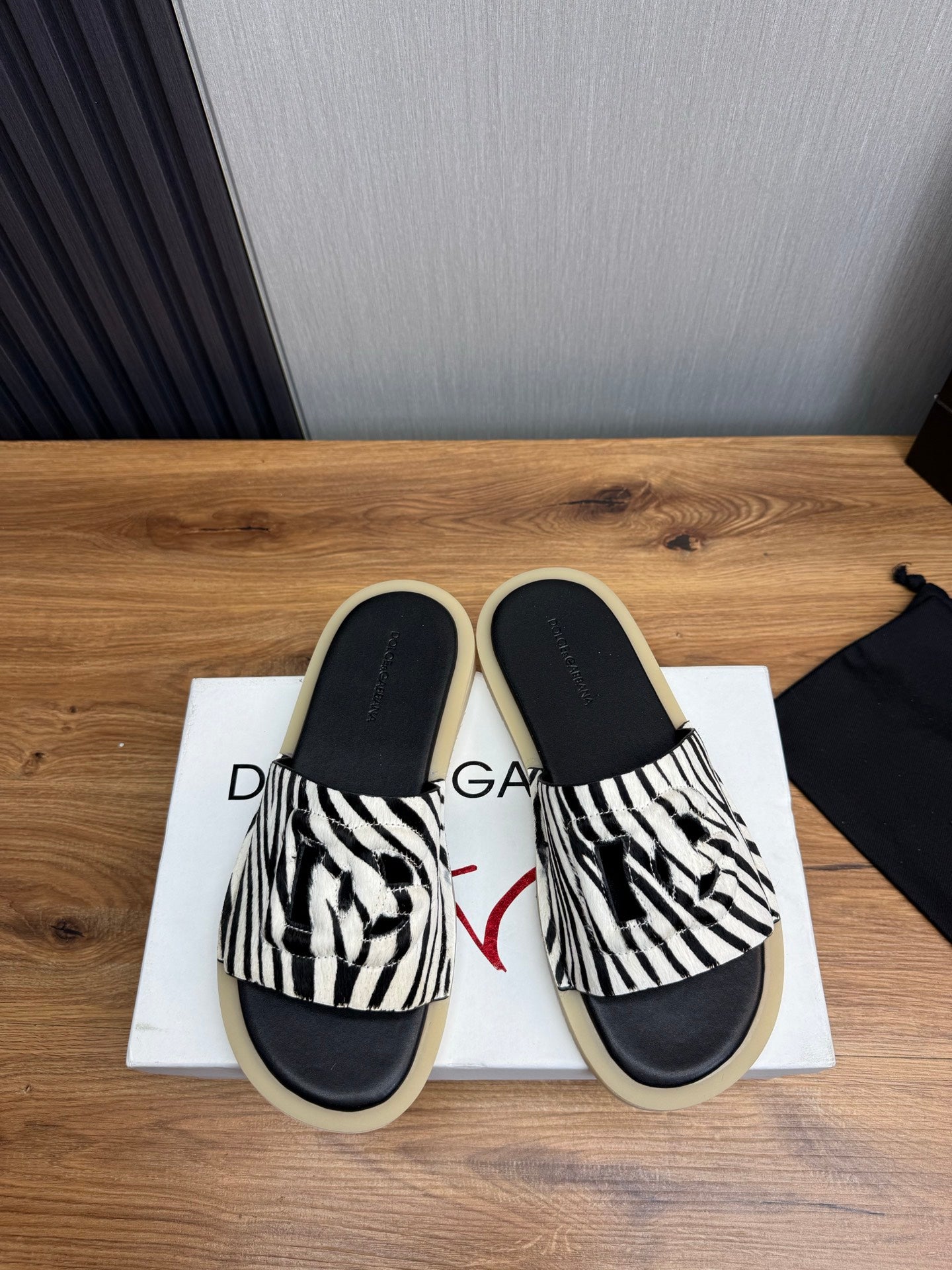 LuxluxHouse Best Quality Sandals Dolce & Gabbana