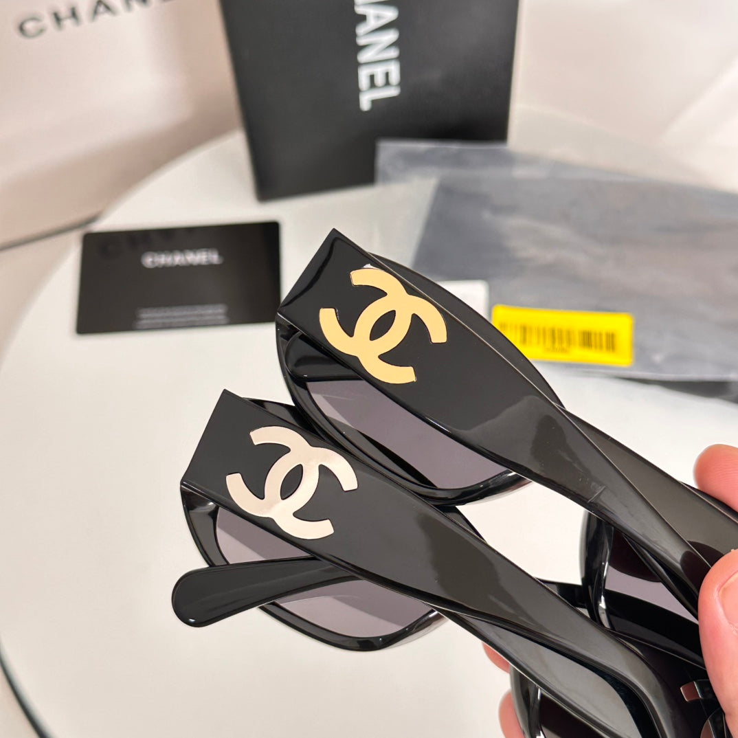 LuxluxHouse Best Quality Glasses Chanel