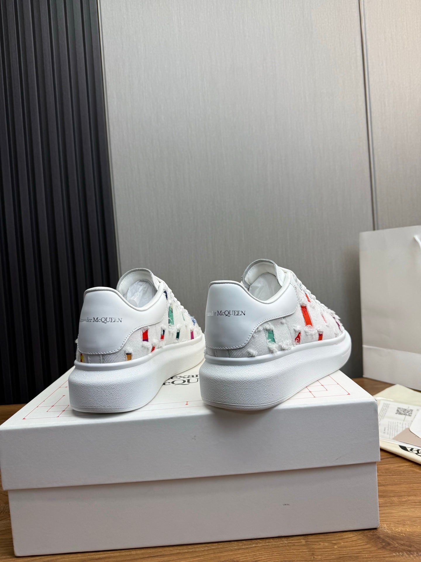 LuxluxHouse Best Quality Shoes Alexander McQueen