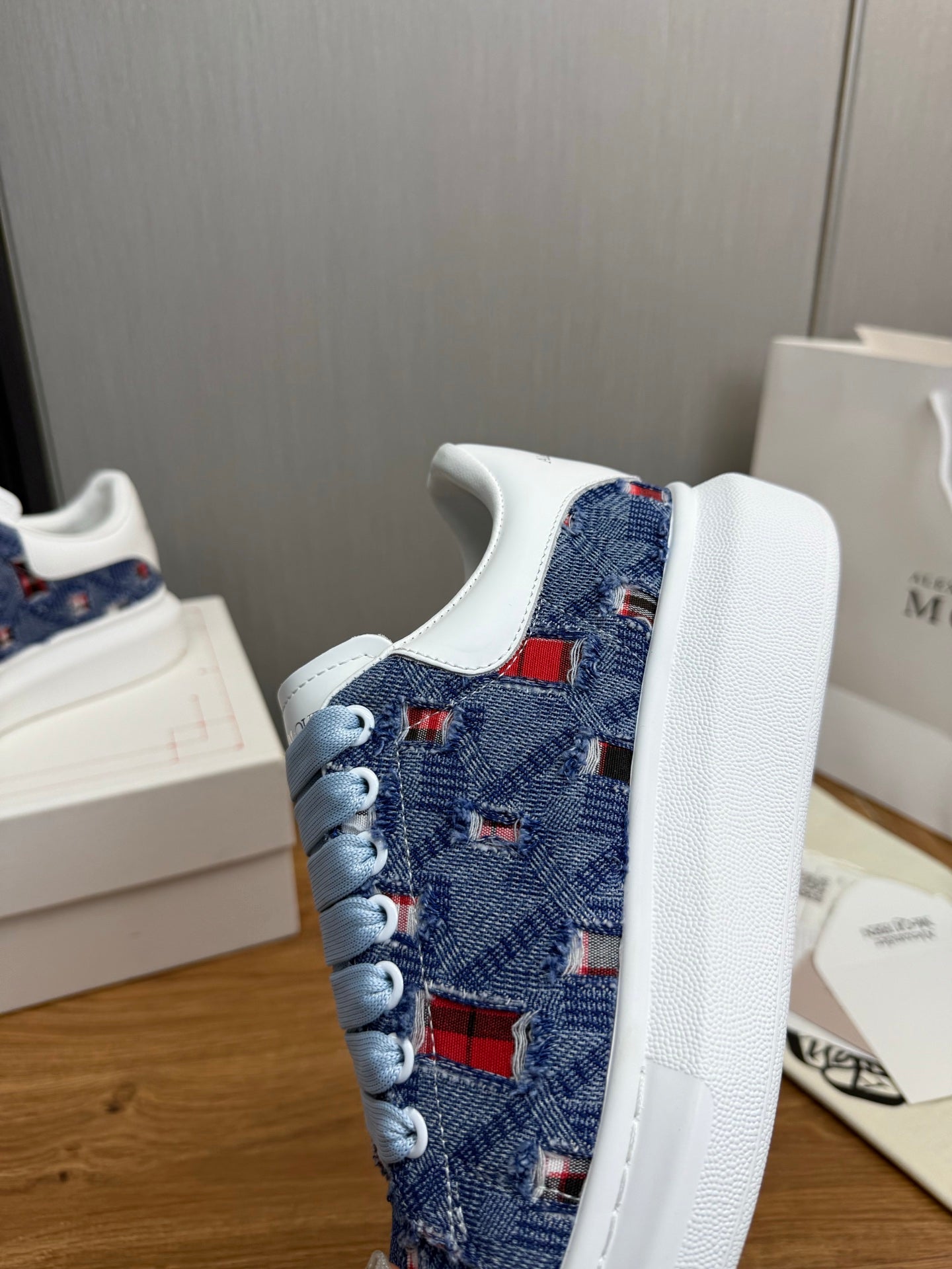 LuxluxHouse Best Quality Shoes Alexander McQueen