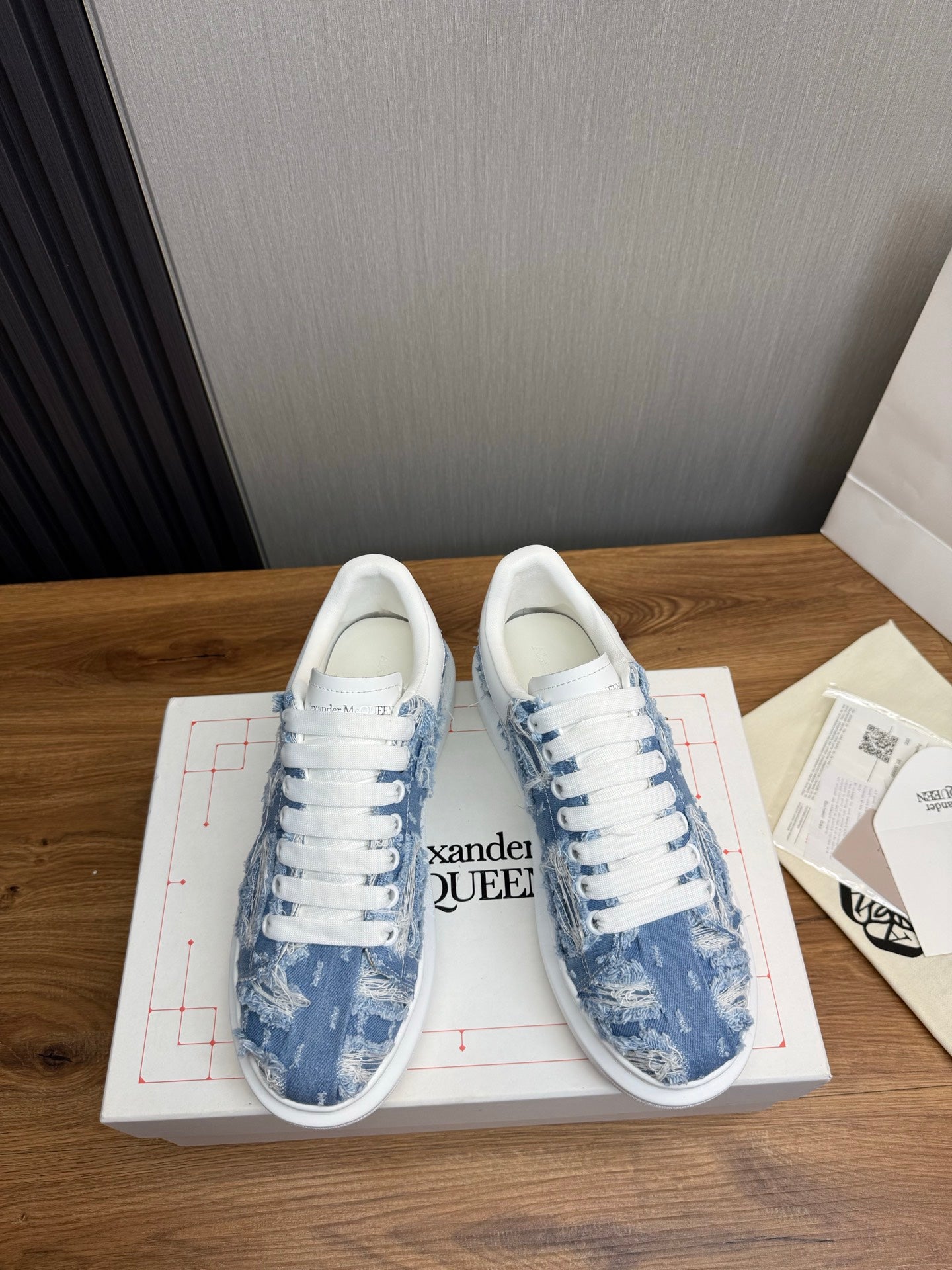 LuxluxHouse Best Quality Shoes Alexander McQueen