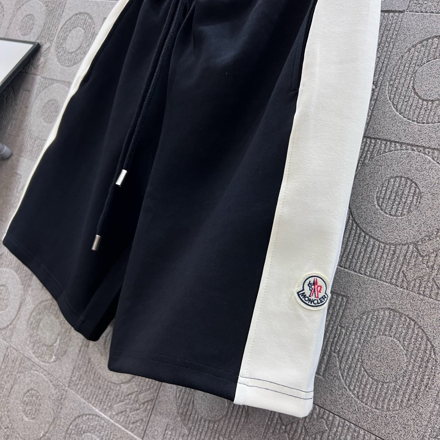 LuxluxHouse Best Quality Clothes Pants Moncler