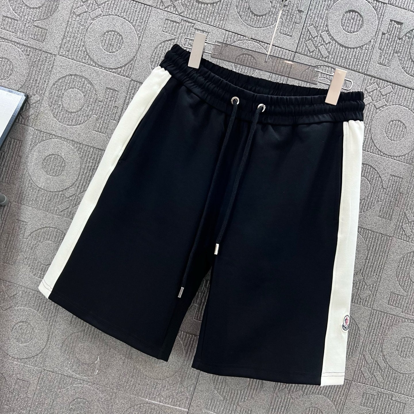 LuxluxHouse Best Quality Clothes Pants Moncler