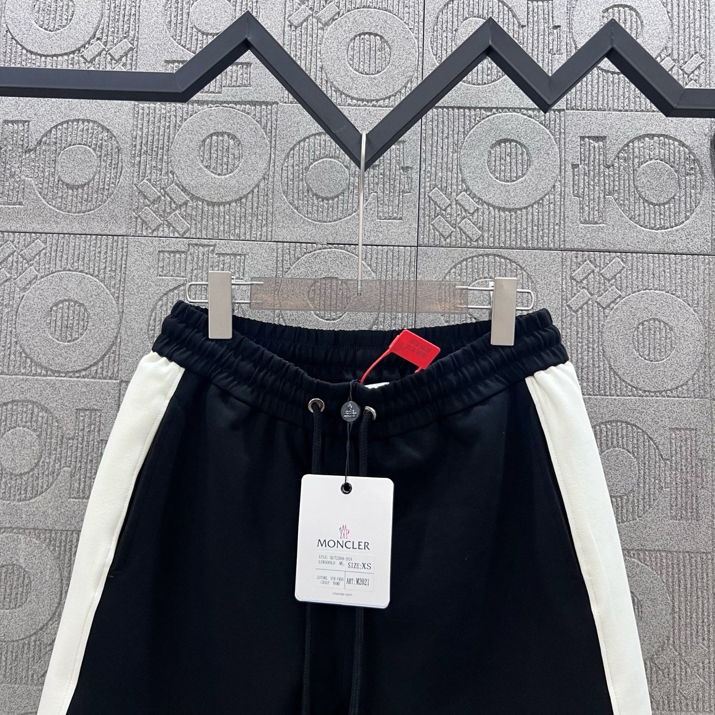 LuxluxHouse Best Quality Clothes Pants Moncler