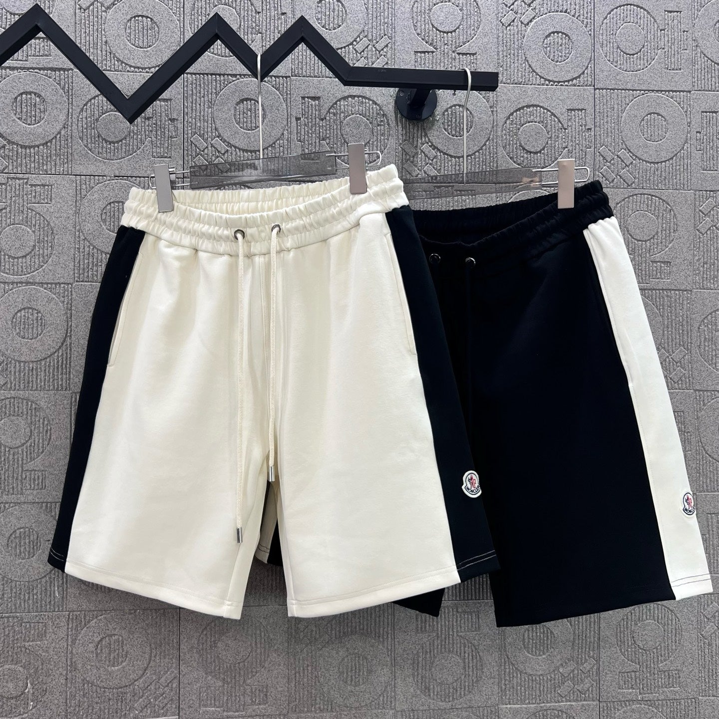 LuxluxHouse Best Quality Clothes Pants Moncler