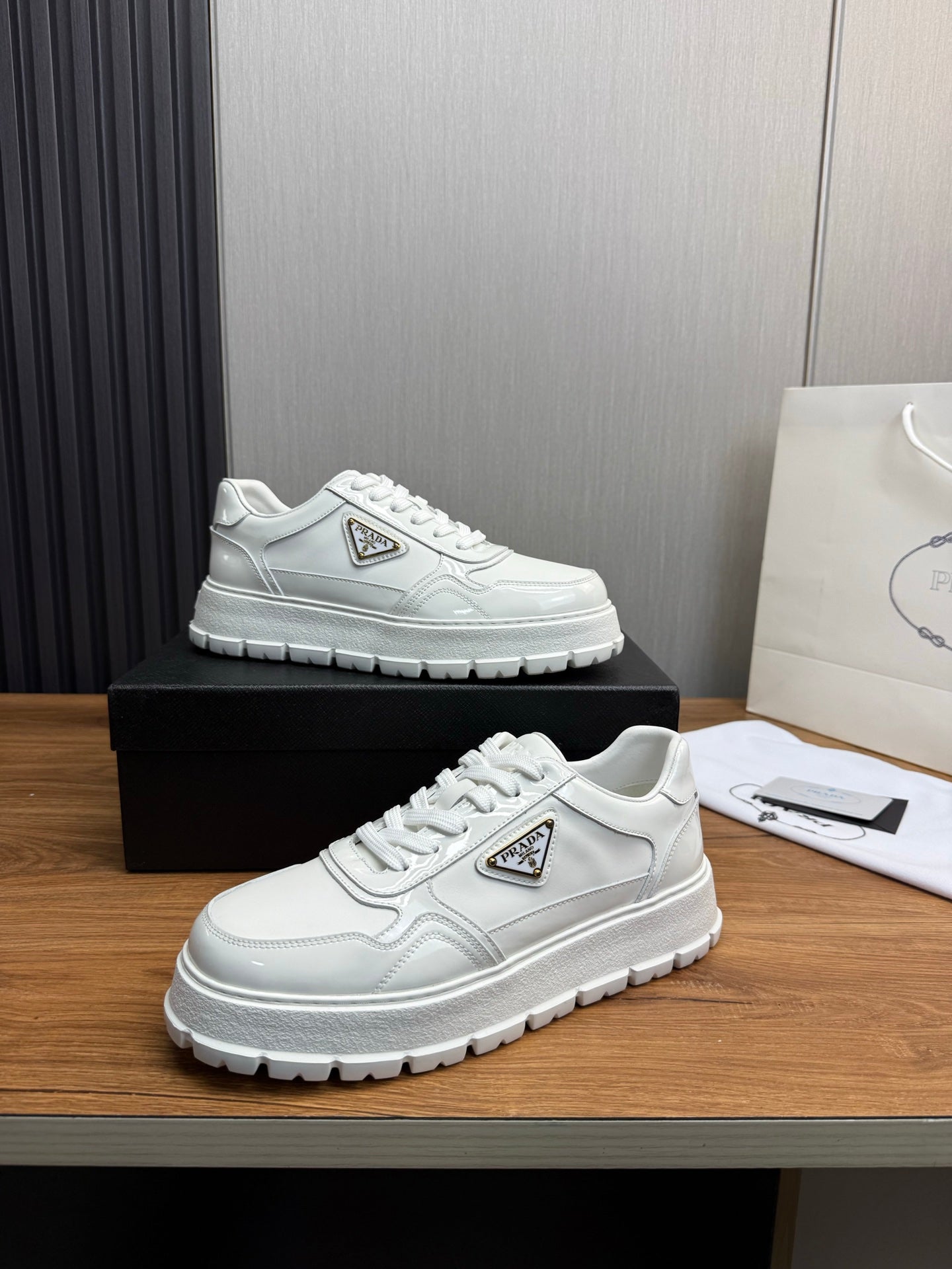 LuxluxHouse Best Quality Shoes Prada