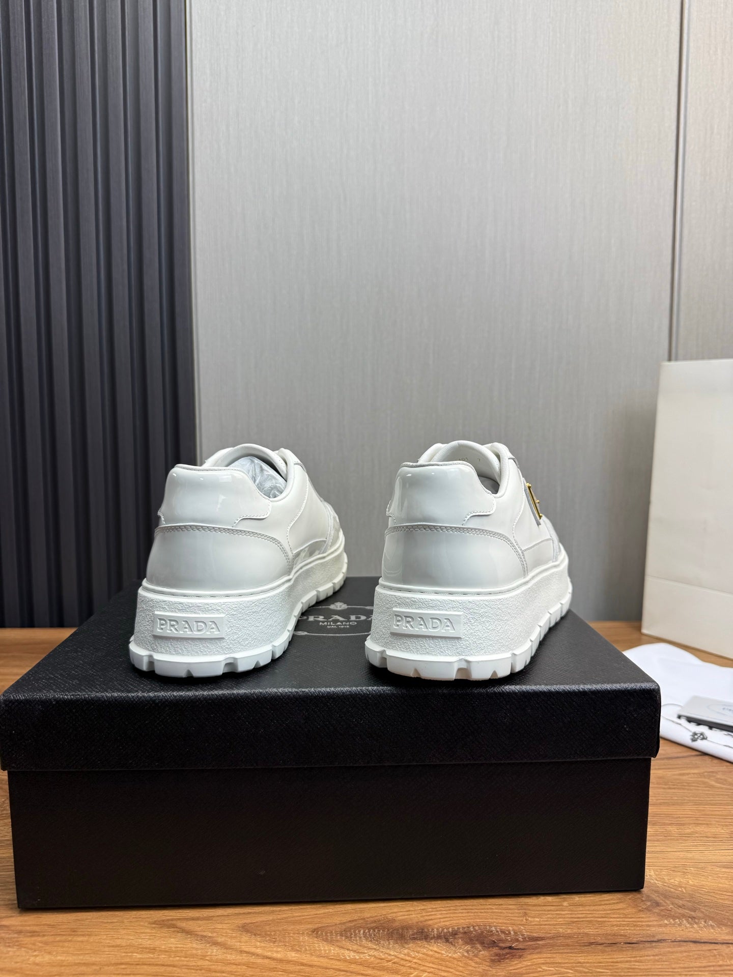 LuxluxHouse Best Quality Shoes Prada