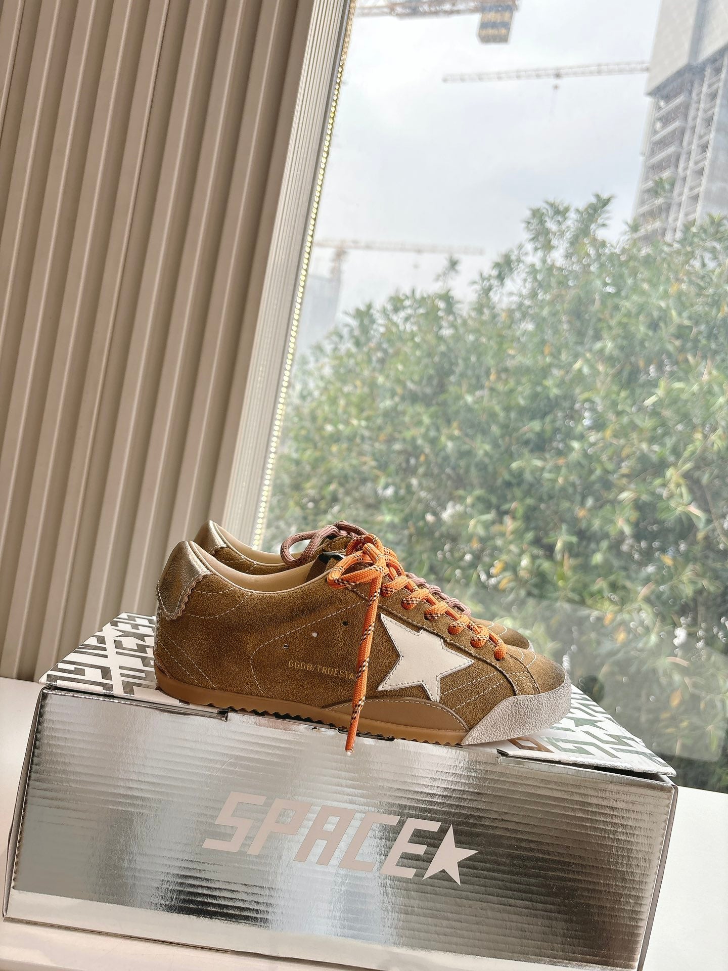 LuxluxHouse Best Quality Shoes Golden Goose