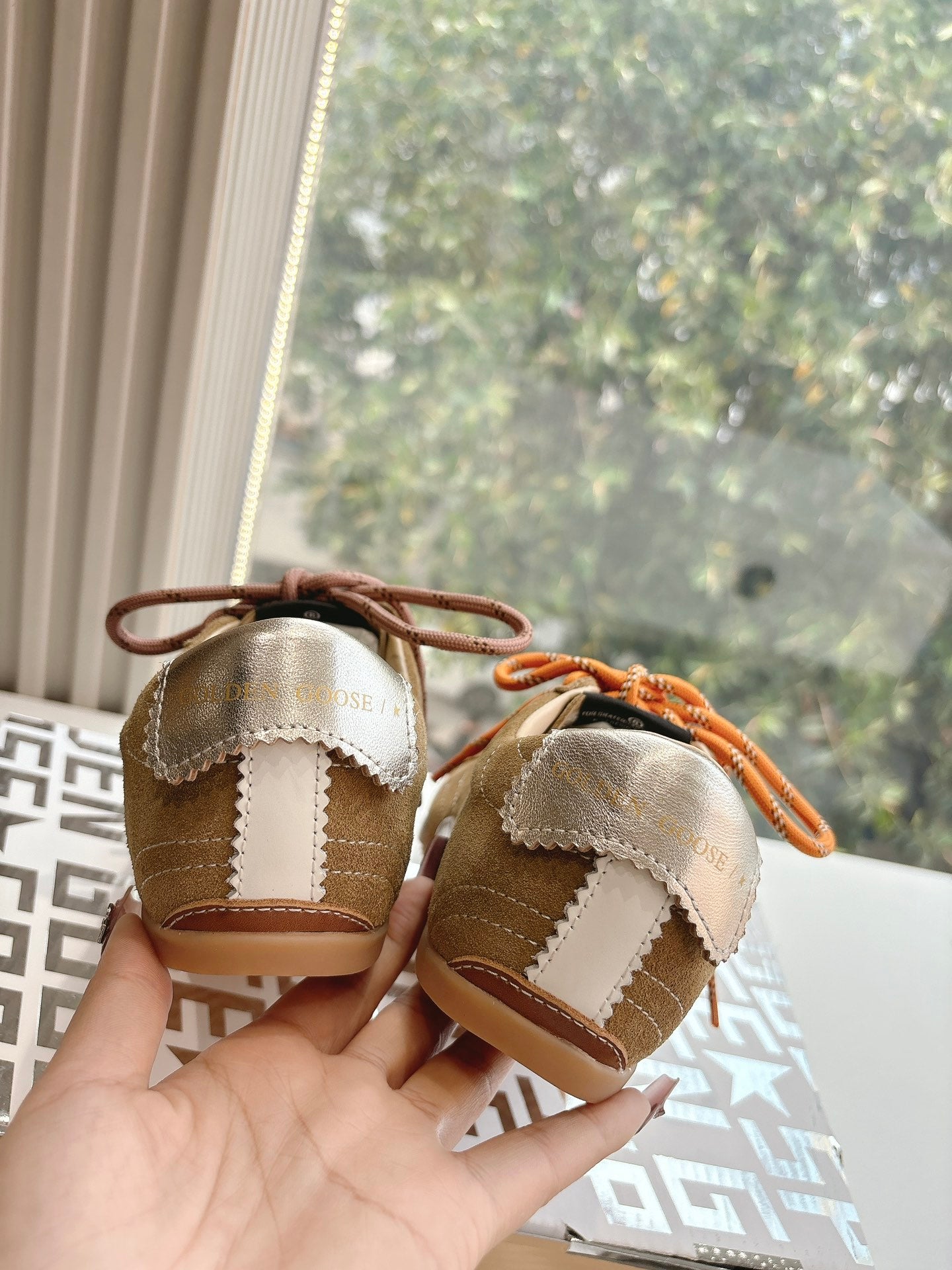 LuxluxHouse Best Quality Shoes Golden Goose