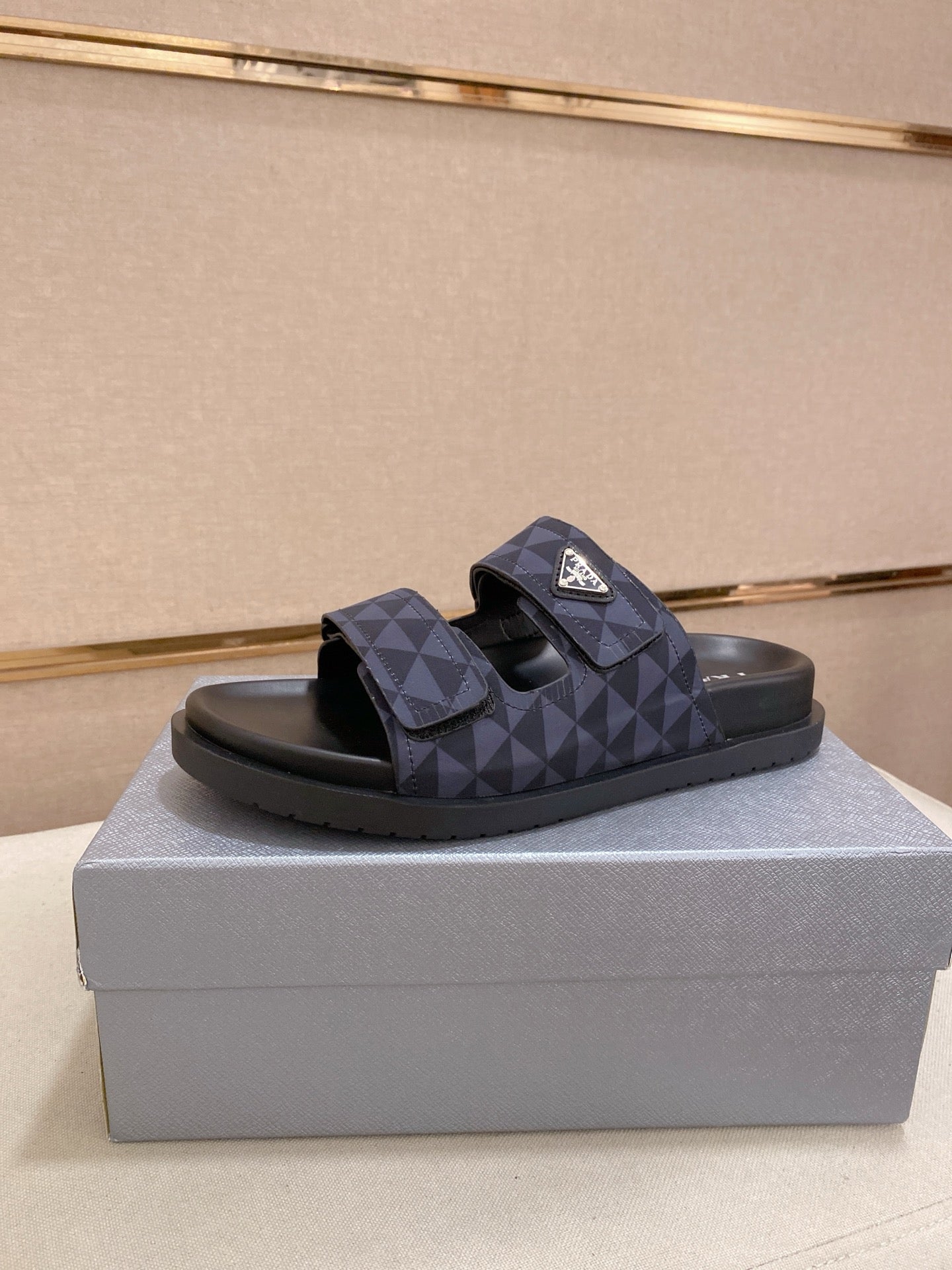 LuxluxHouse Best Quality Sandals Prada