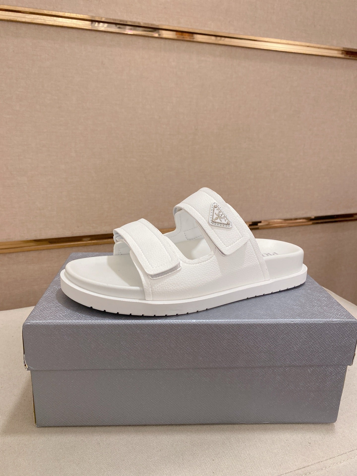 LuxluxHouse Best Quality Sandals Prada