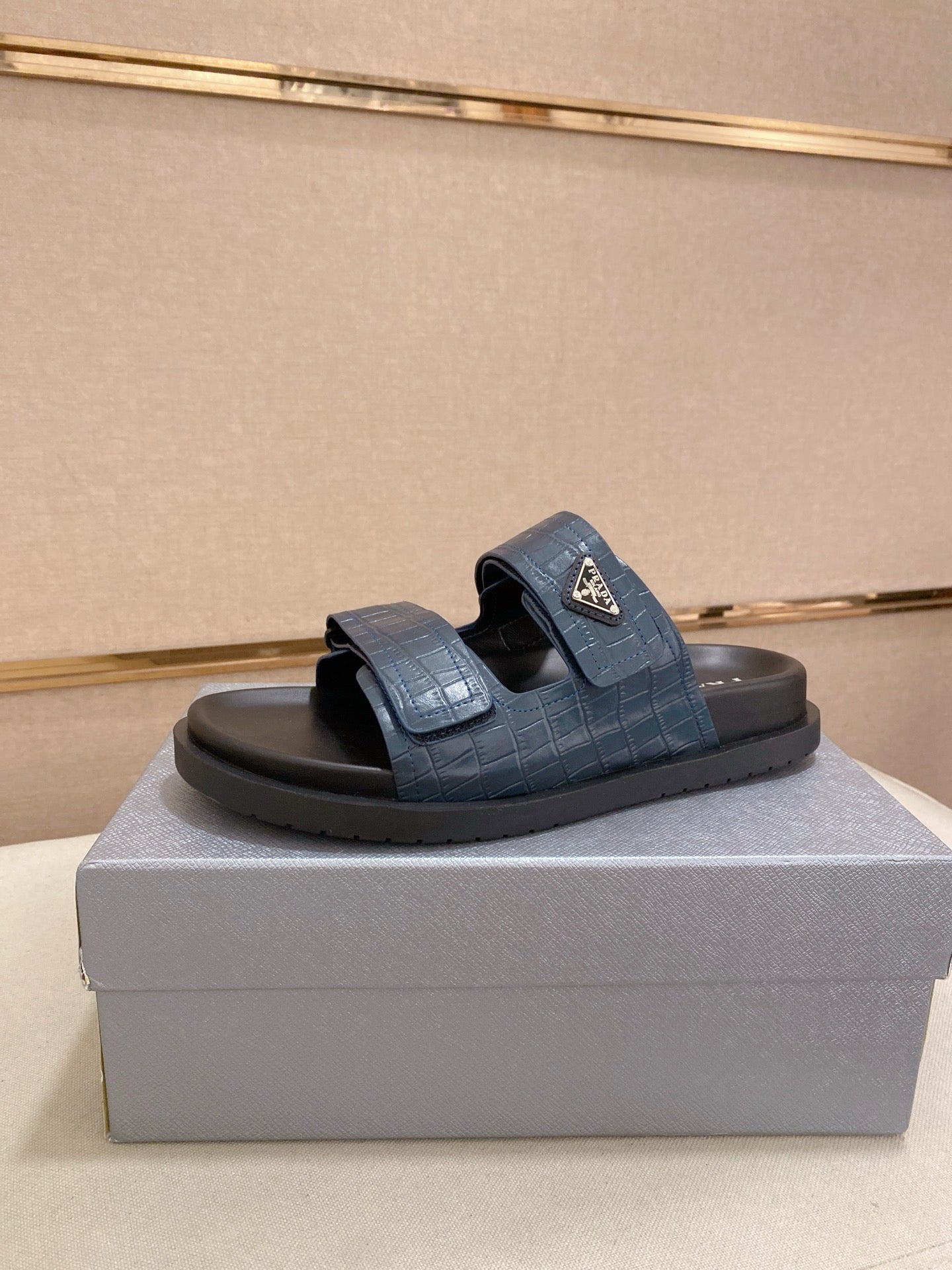 LuxluxHouse Best Quality Sandals Prada