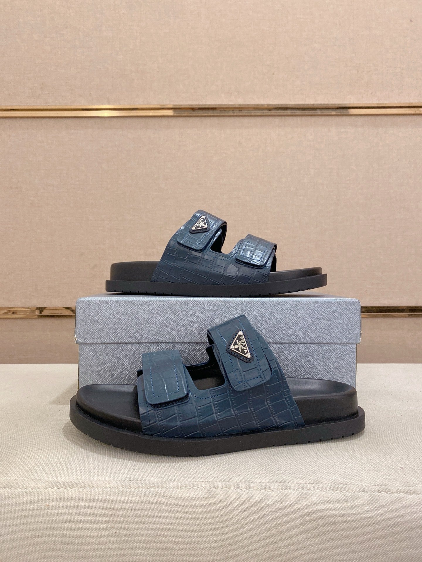 LuxluxHouse Best Quality Sandals Prada