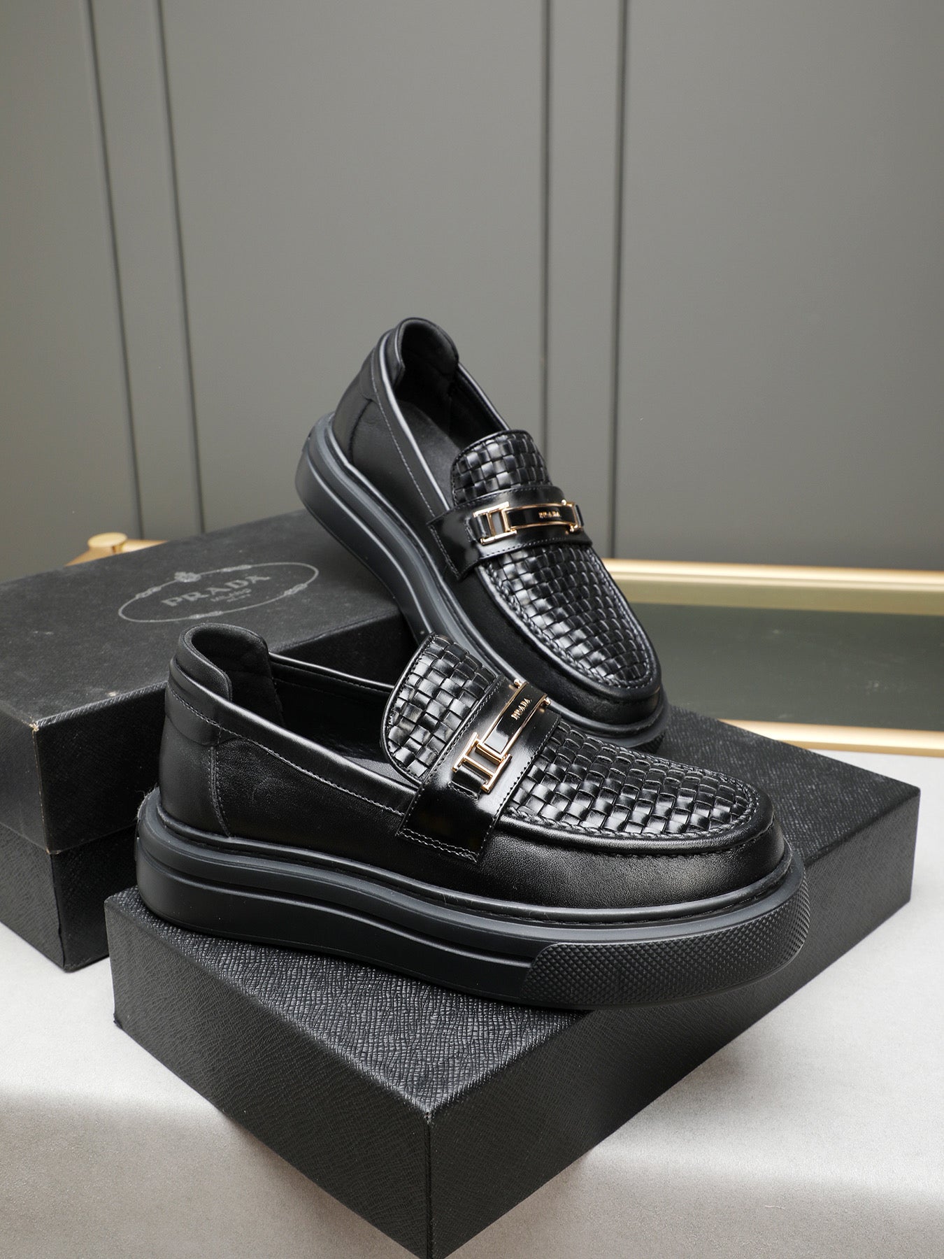 LuxluxHouse Best Quality Shoes Prada