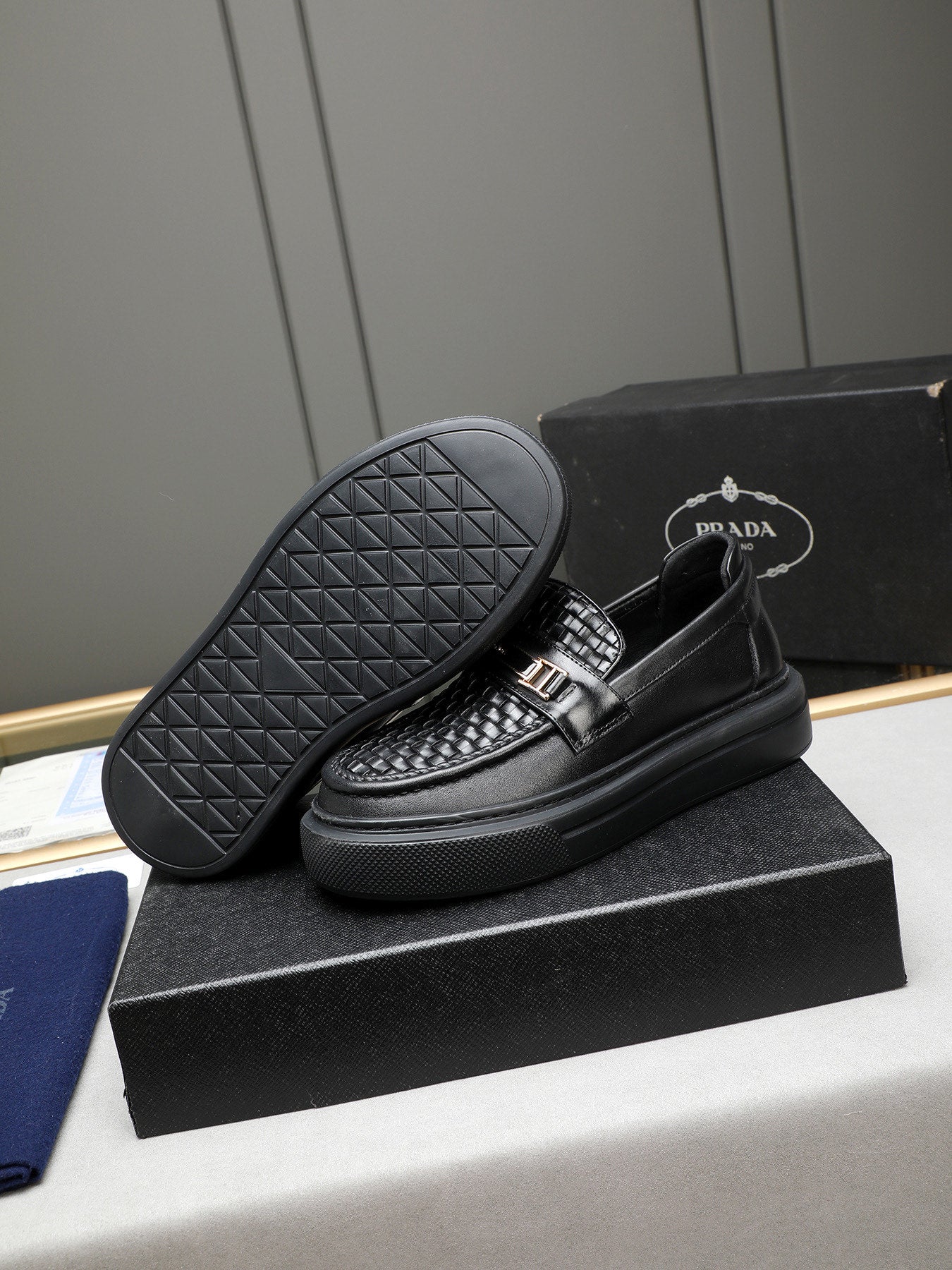 LuxluxHouse Best Quality Shoes Prada