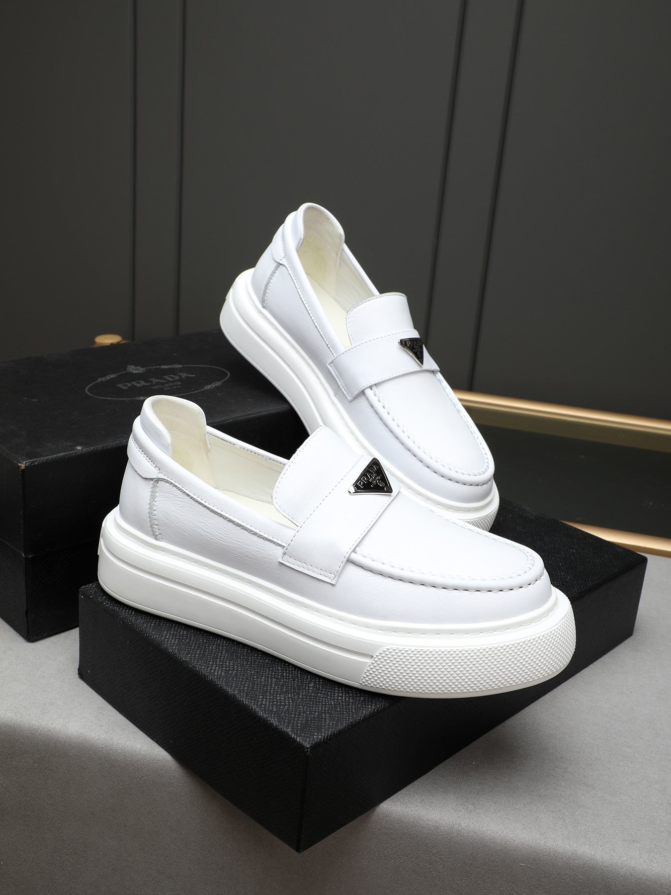 LuxluxHouse Best Quality Shoes Prada