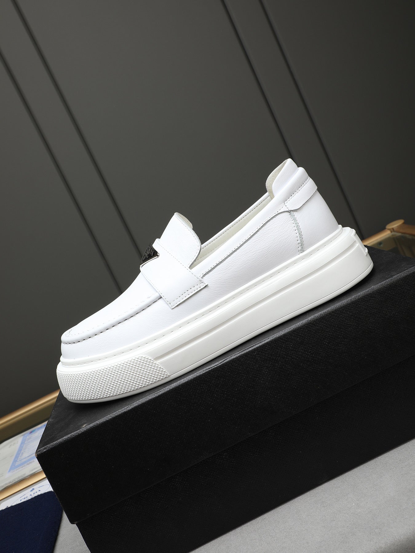 LuxluxHouse Best Quality Shoes Prada