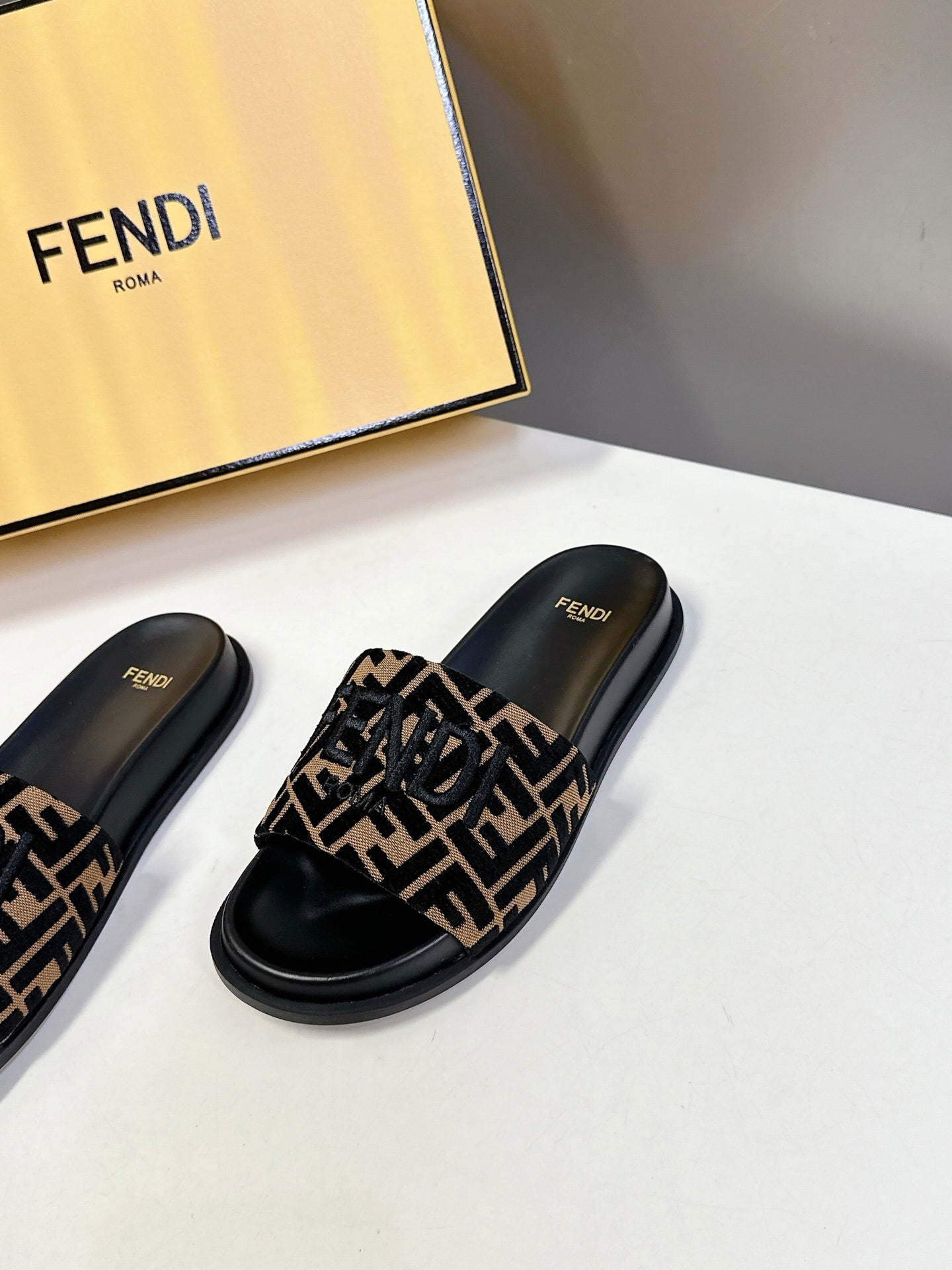 LuxluxHouse Best Quality Fendi Women Shoes