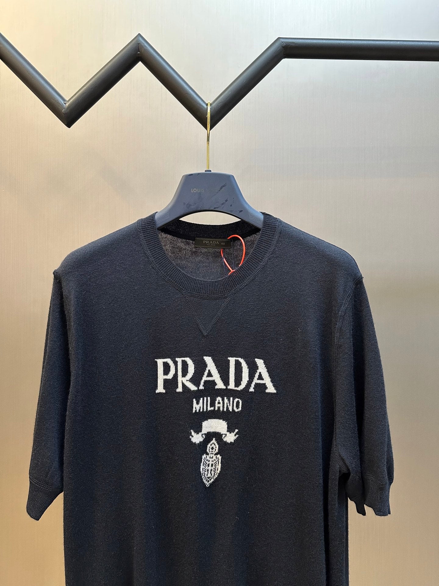 LuxluxHouse Best Quality Clothes T-shirt Prada