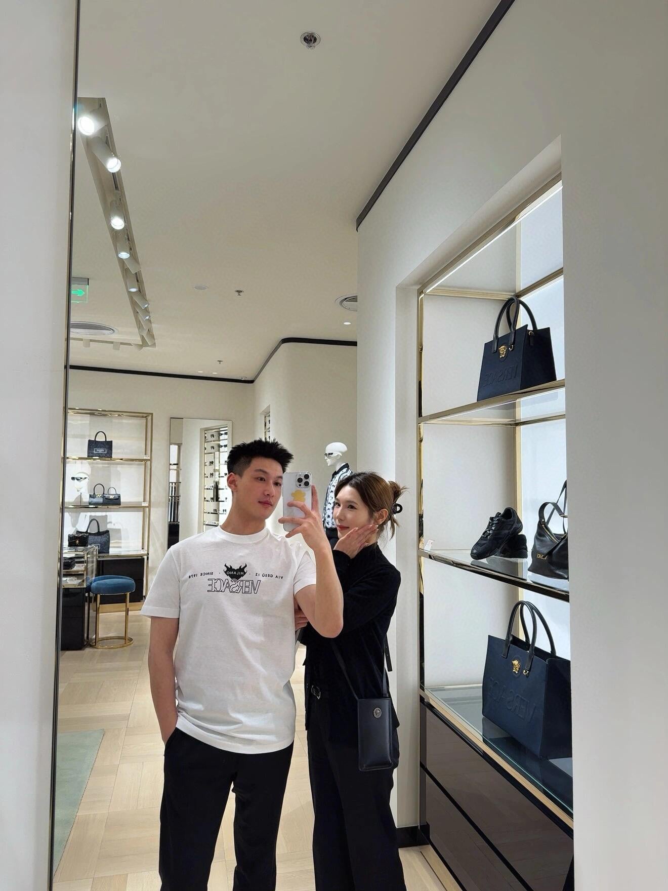 LuxluxHouse Best Quality Clothes Versace T-shirt