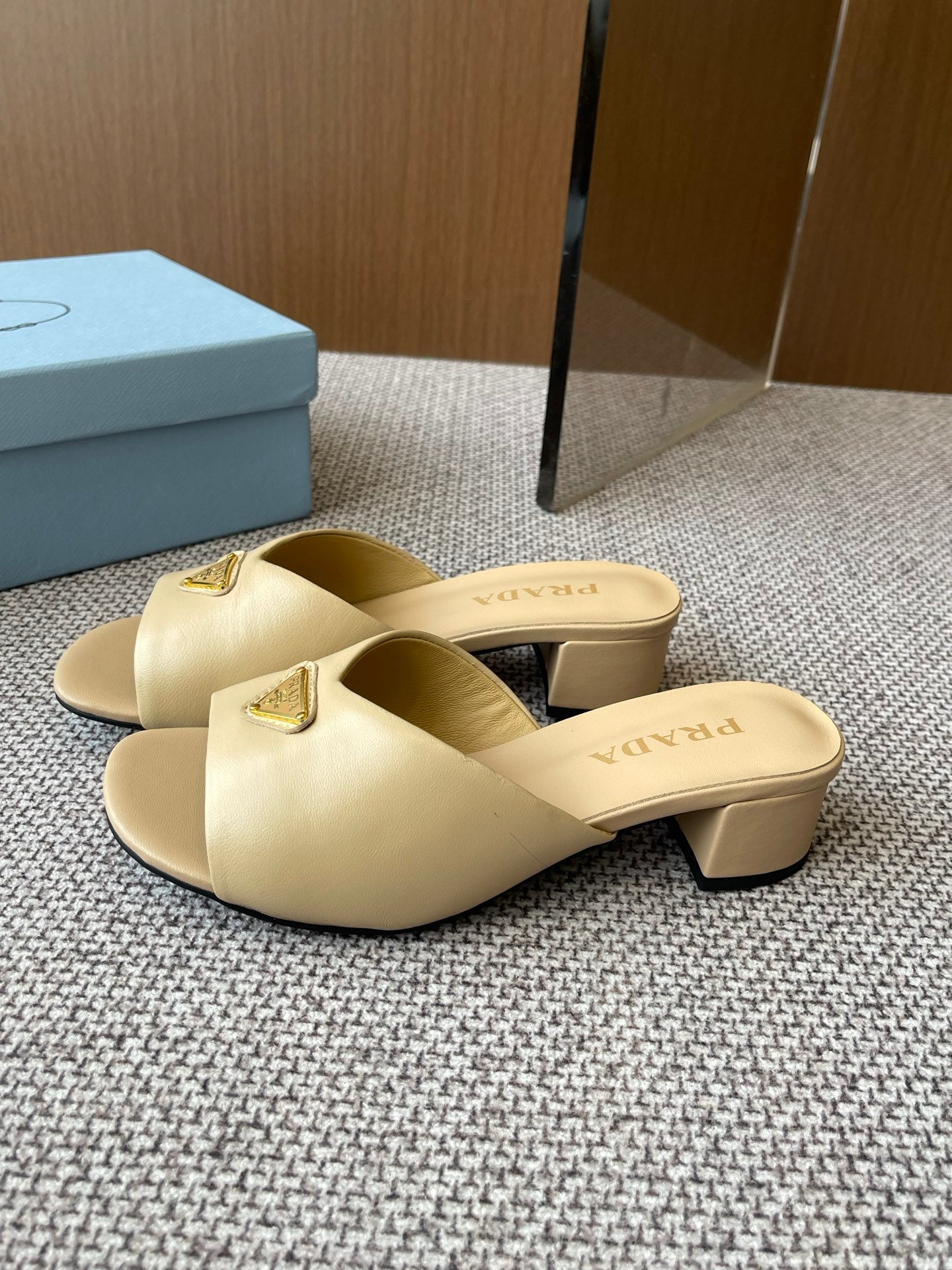 LuxluxHouse Best Quality Women Shoes Prada
