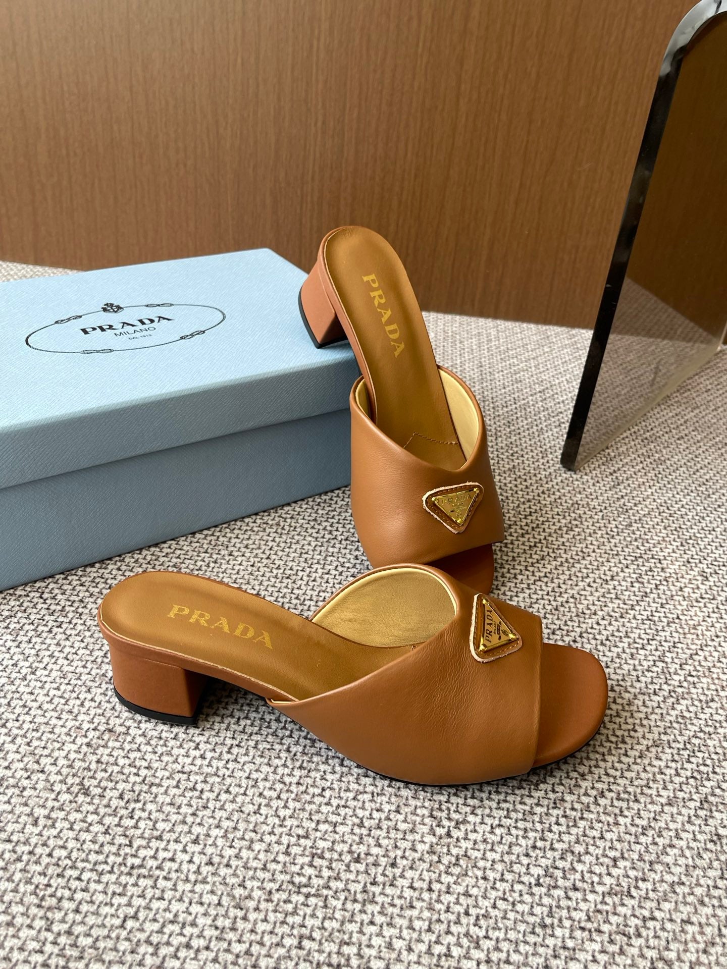 LuxluxHouse Best Quality Women Shoes Prada