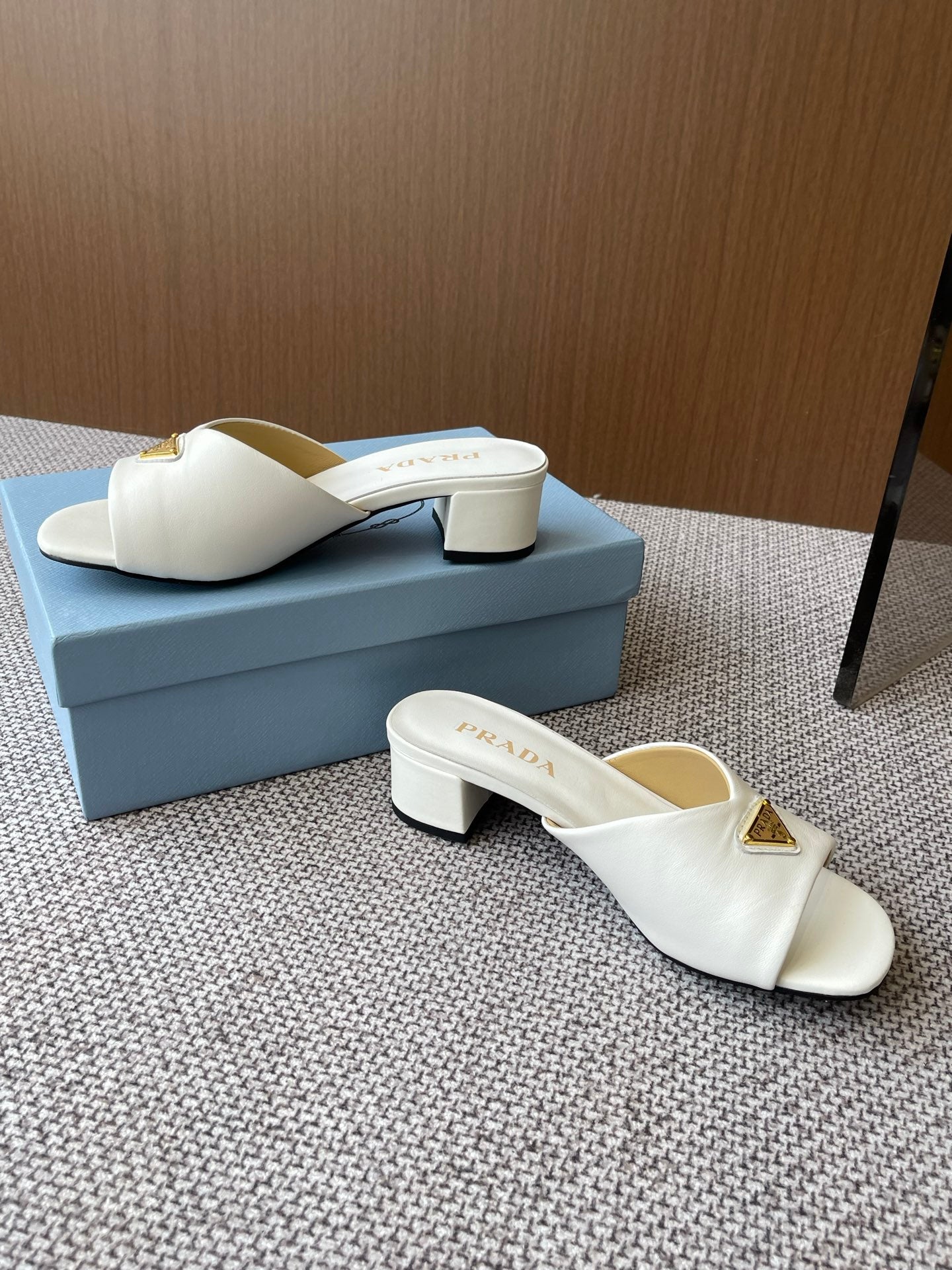 LuxluxHouse Best Quality Women Shoes Prada