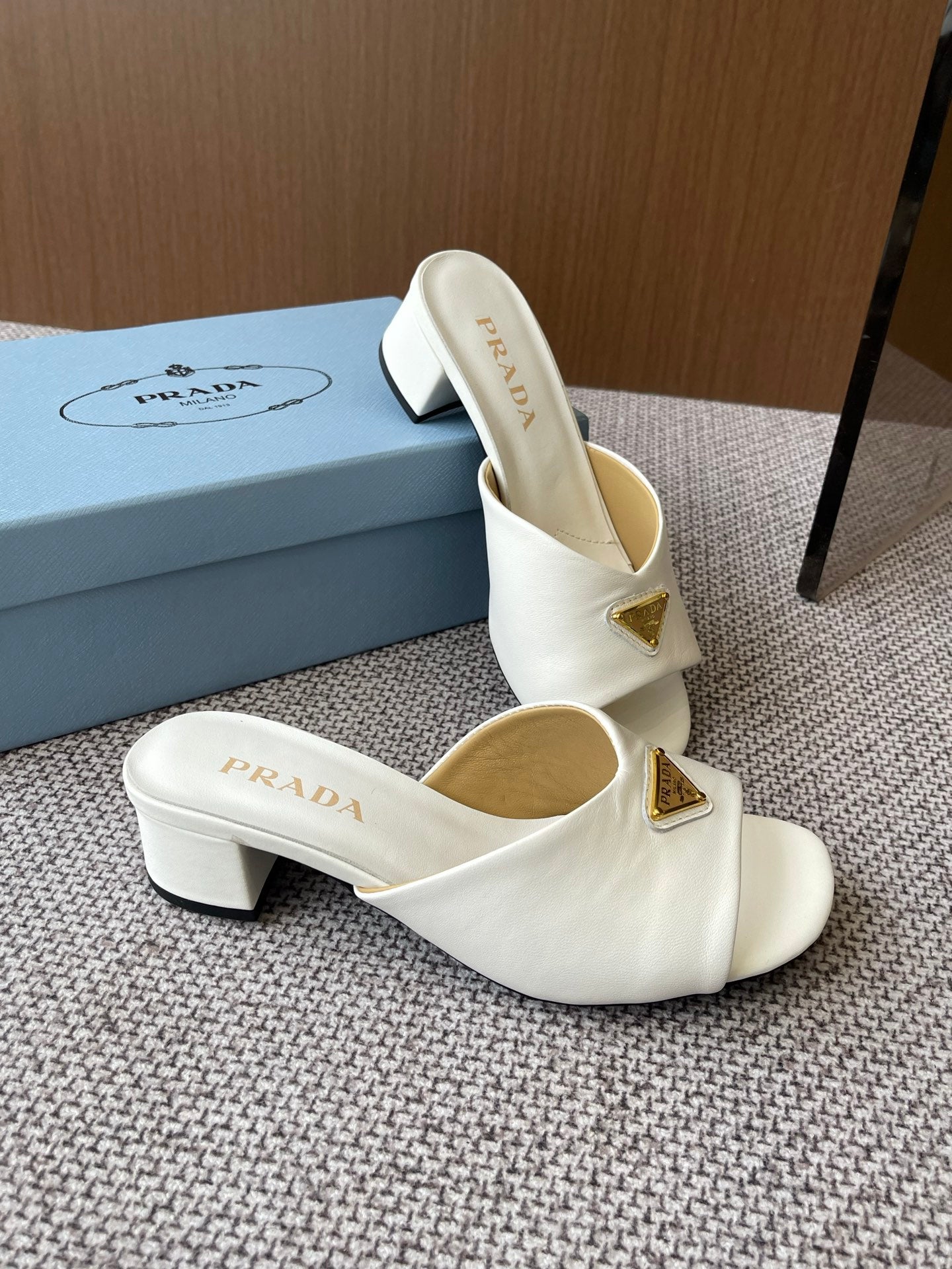 LuxluxHouse Best Quality Women Shoes Prada