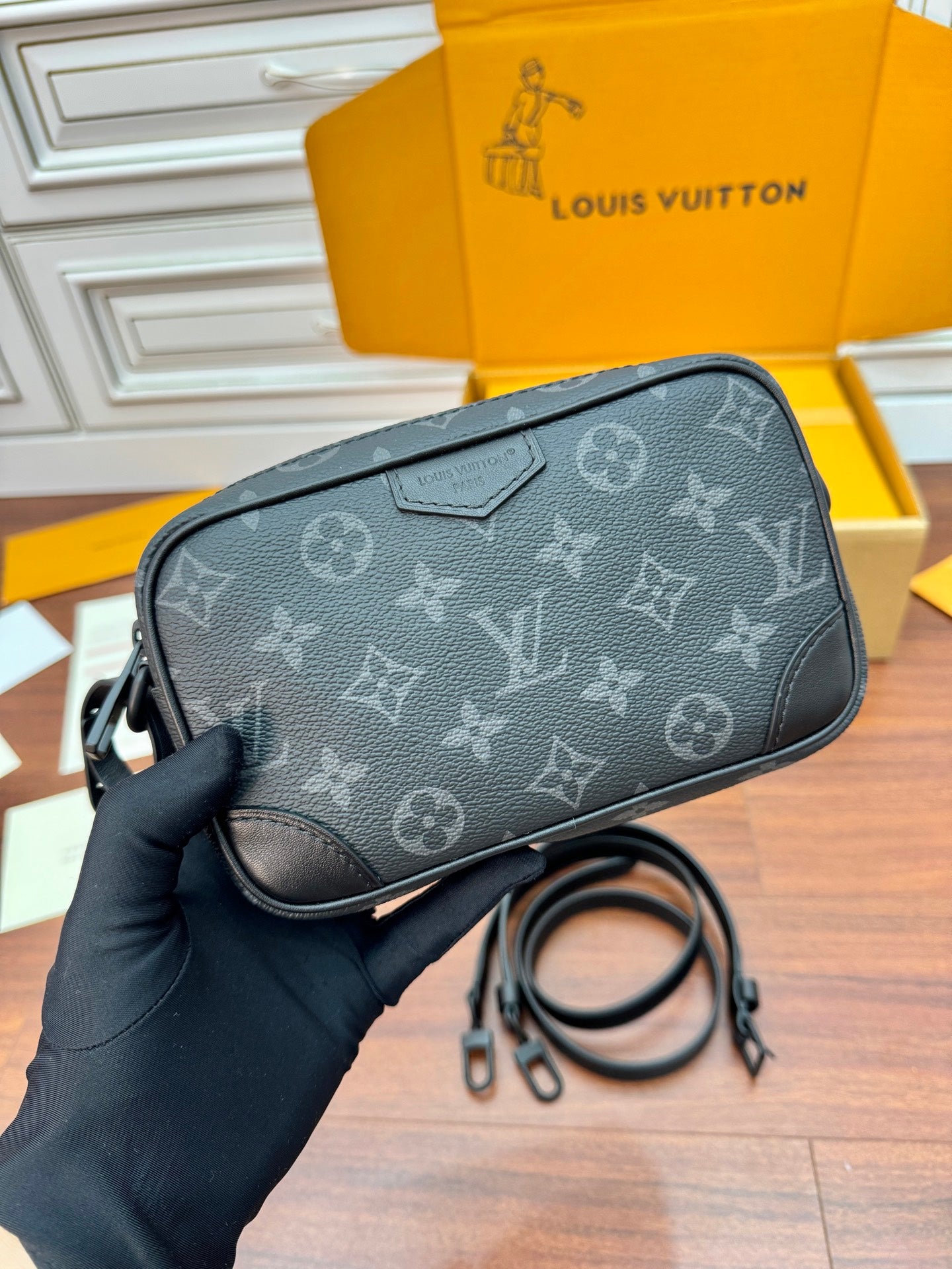 LuxluxHouse Best Quality Bags Best Women Men