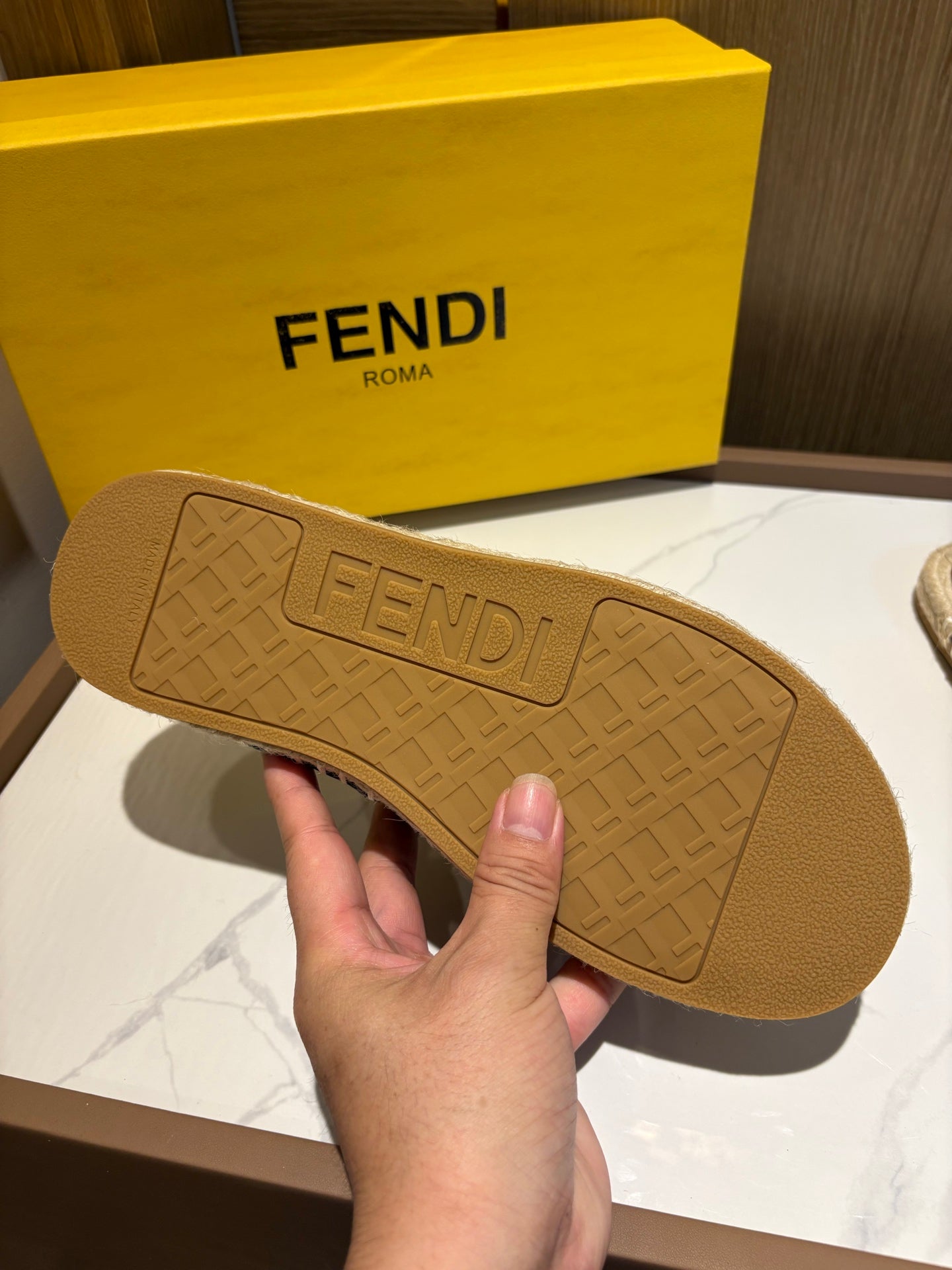 LuxluxHouse Best Quality Sandals Fendi