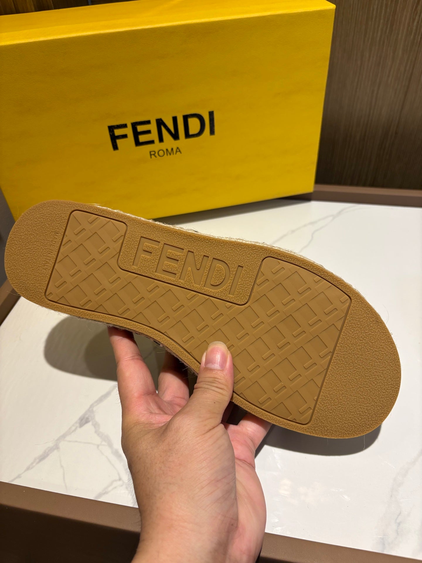LuxluxHouse Best Quality Sandals Fendi