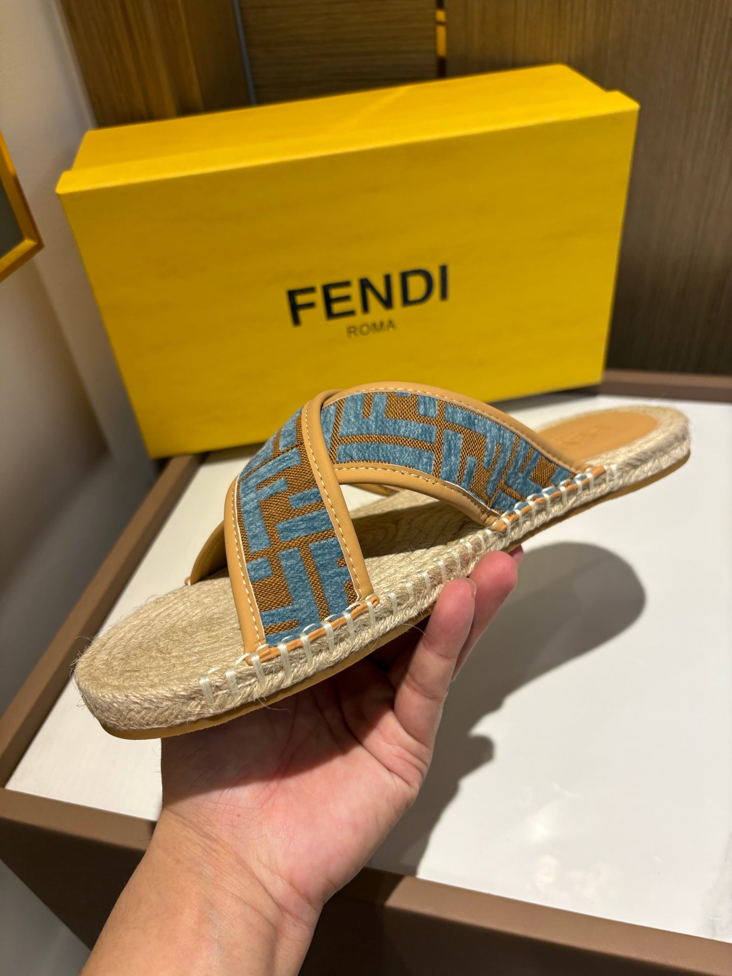 LuxluxHouse Best Quality Sandals Fendi