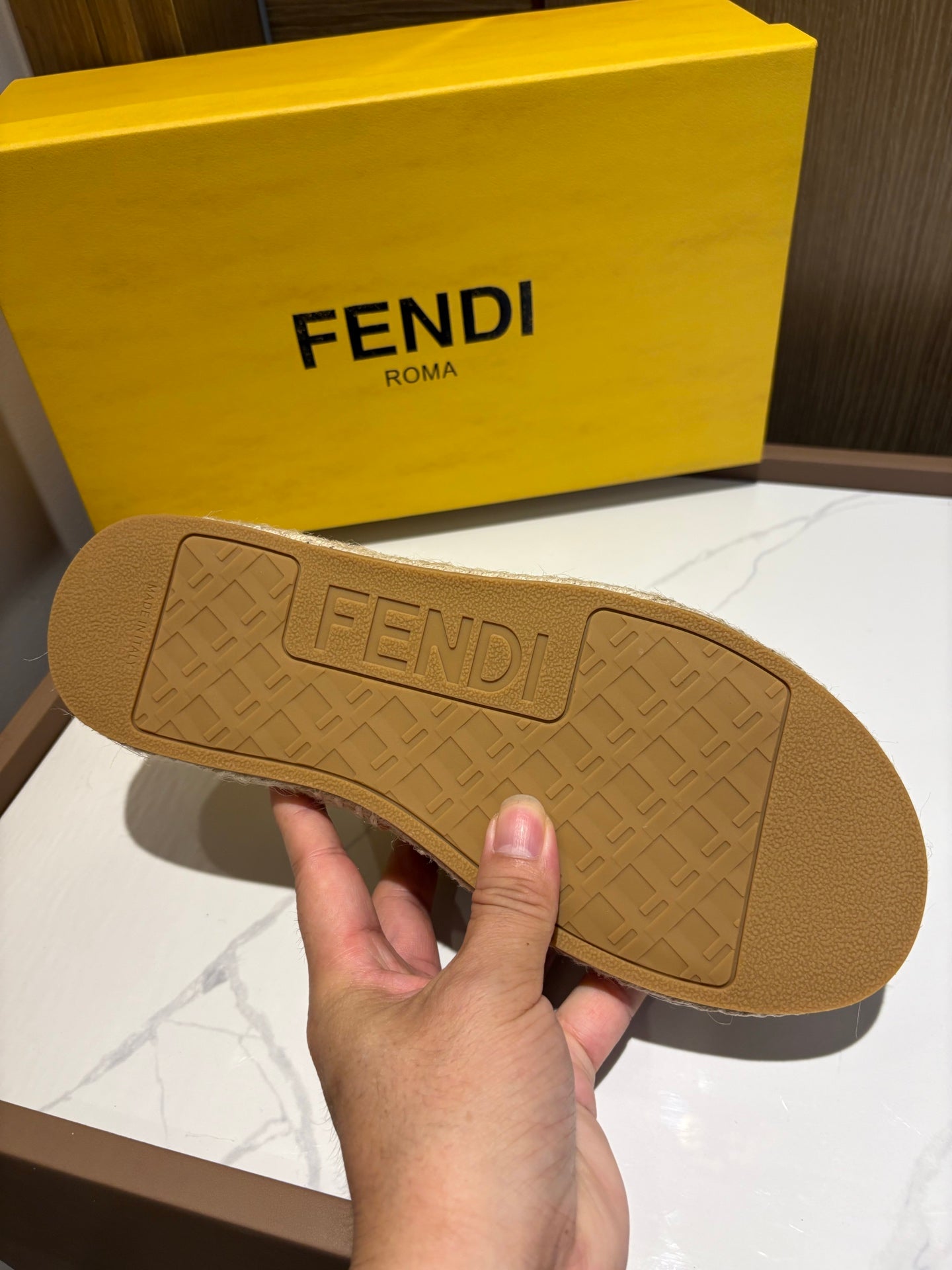 LuxluxHouse Best Quality Sandals Fendi