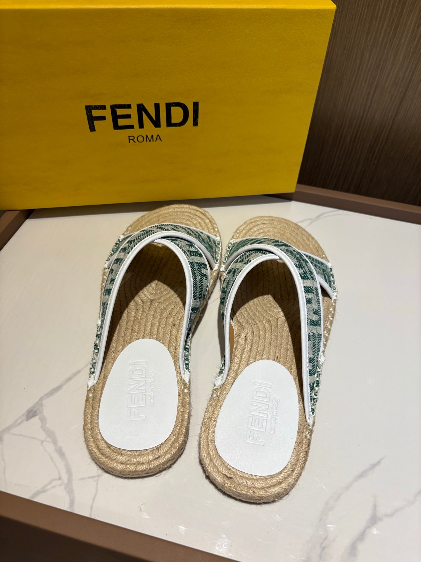 LuxluxHouse Best Quality Sandals Fendi