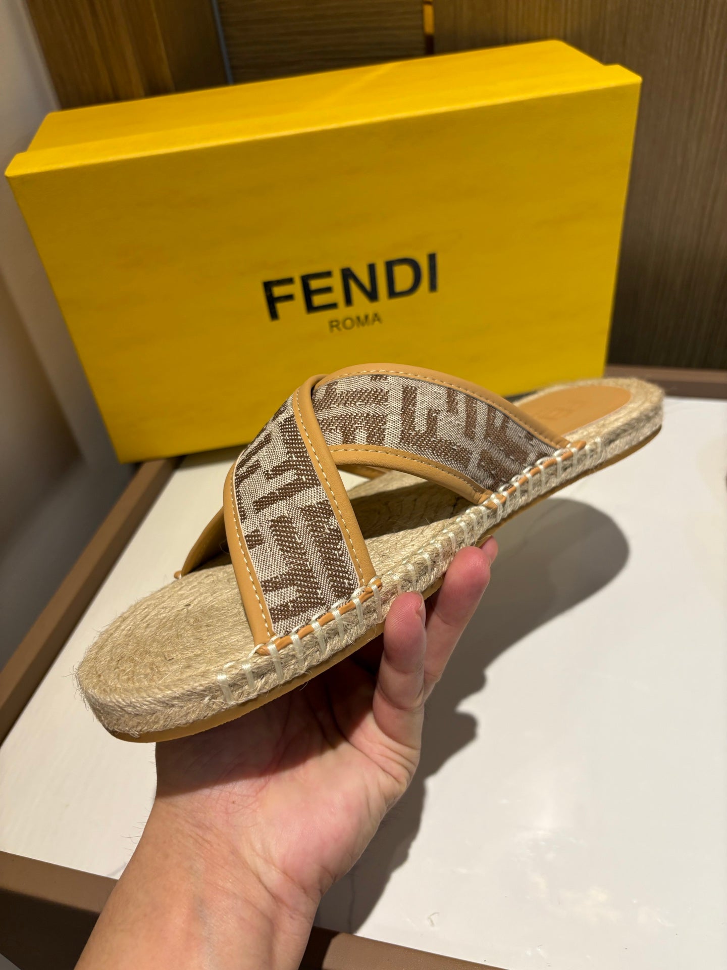 LuxluxHouse Best Quality Sandals Fendi