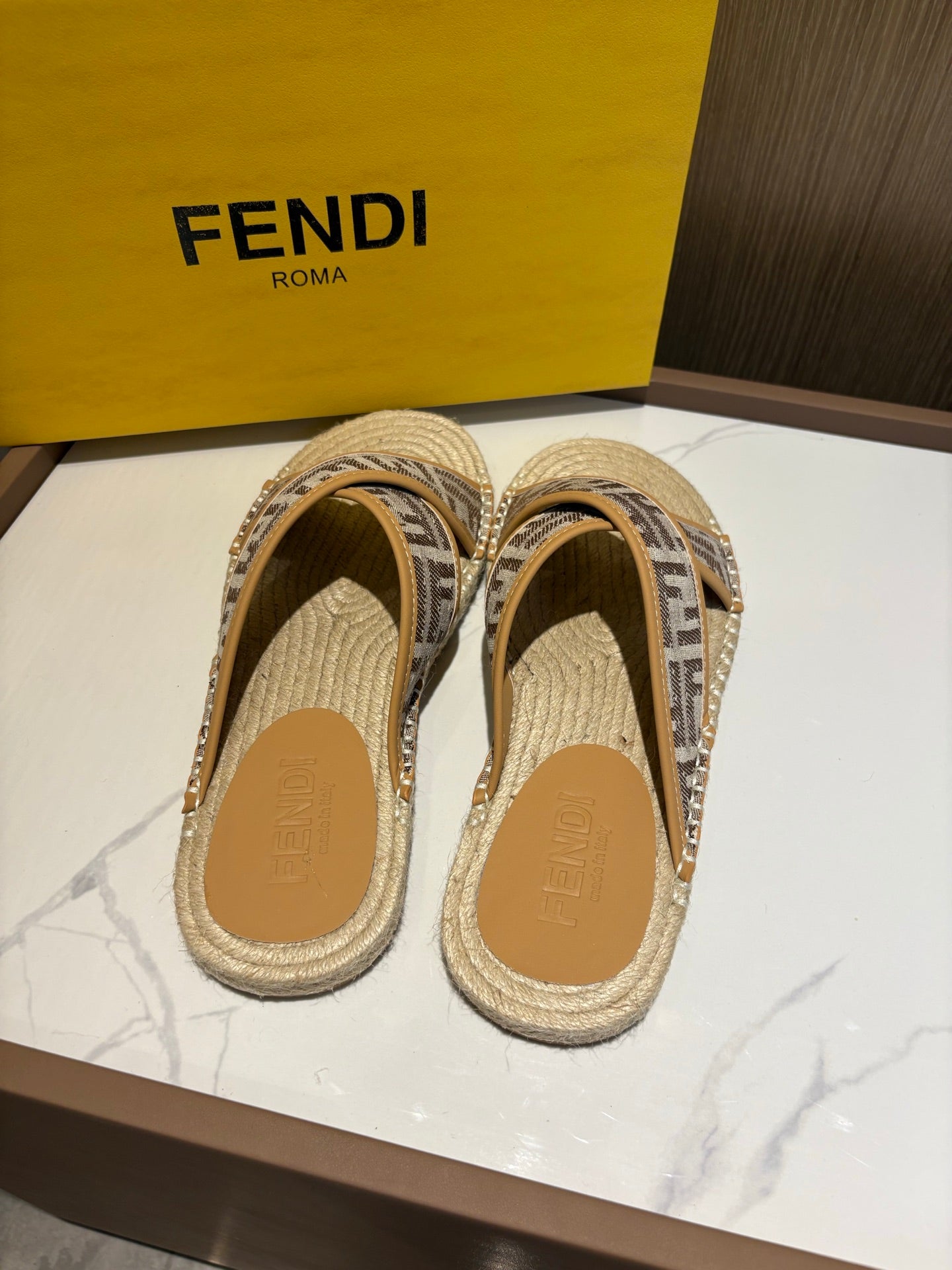 LuxluxHouse Best Quality Sandals Fendi