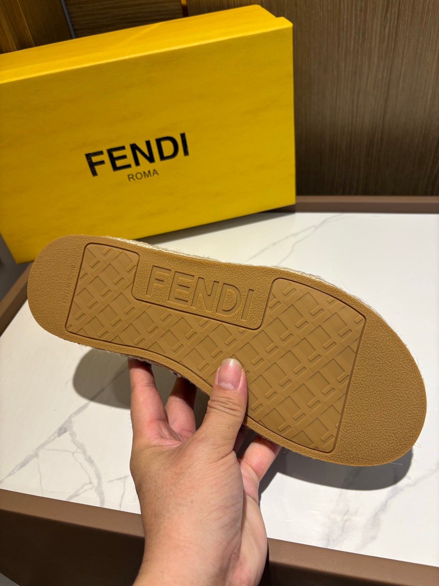 LuxluxHouse Best Quality Sandals Fendi