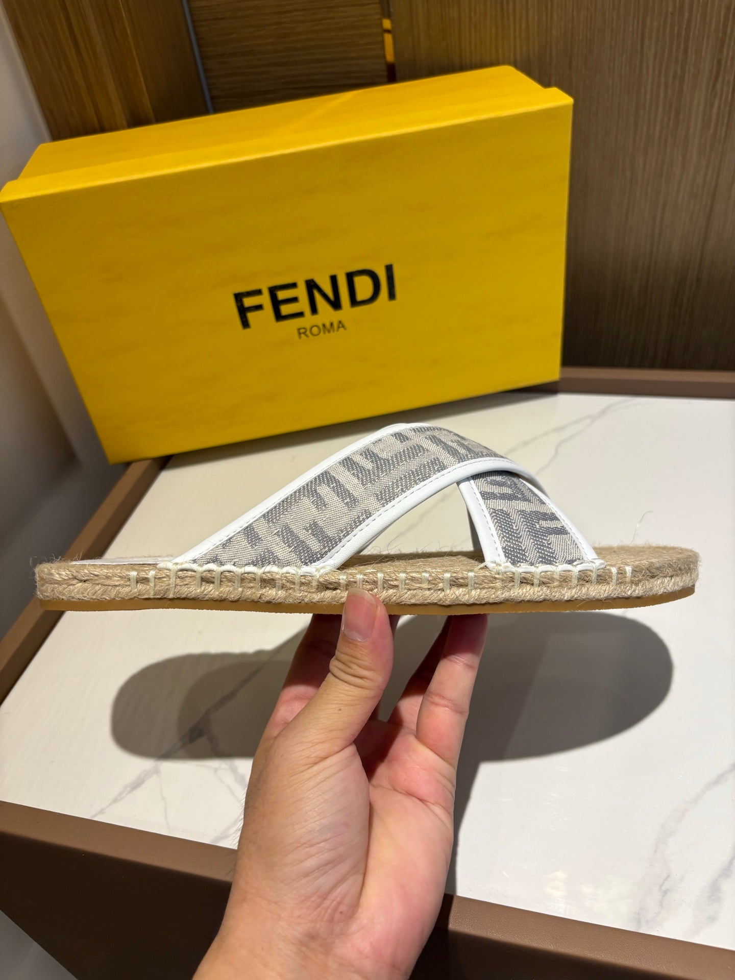 LuxluxHouse Best Quality Sandals Fendi