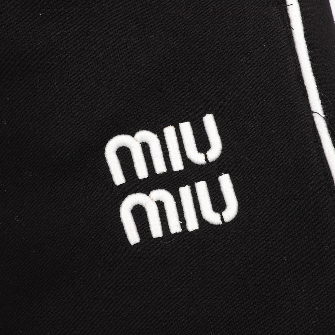 LuxluxHouse Best Quality Clothes Miu Miu Pants