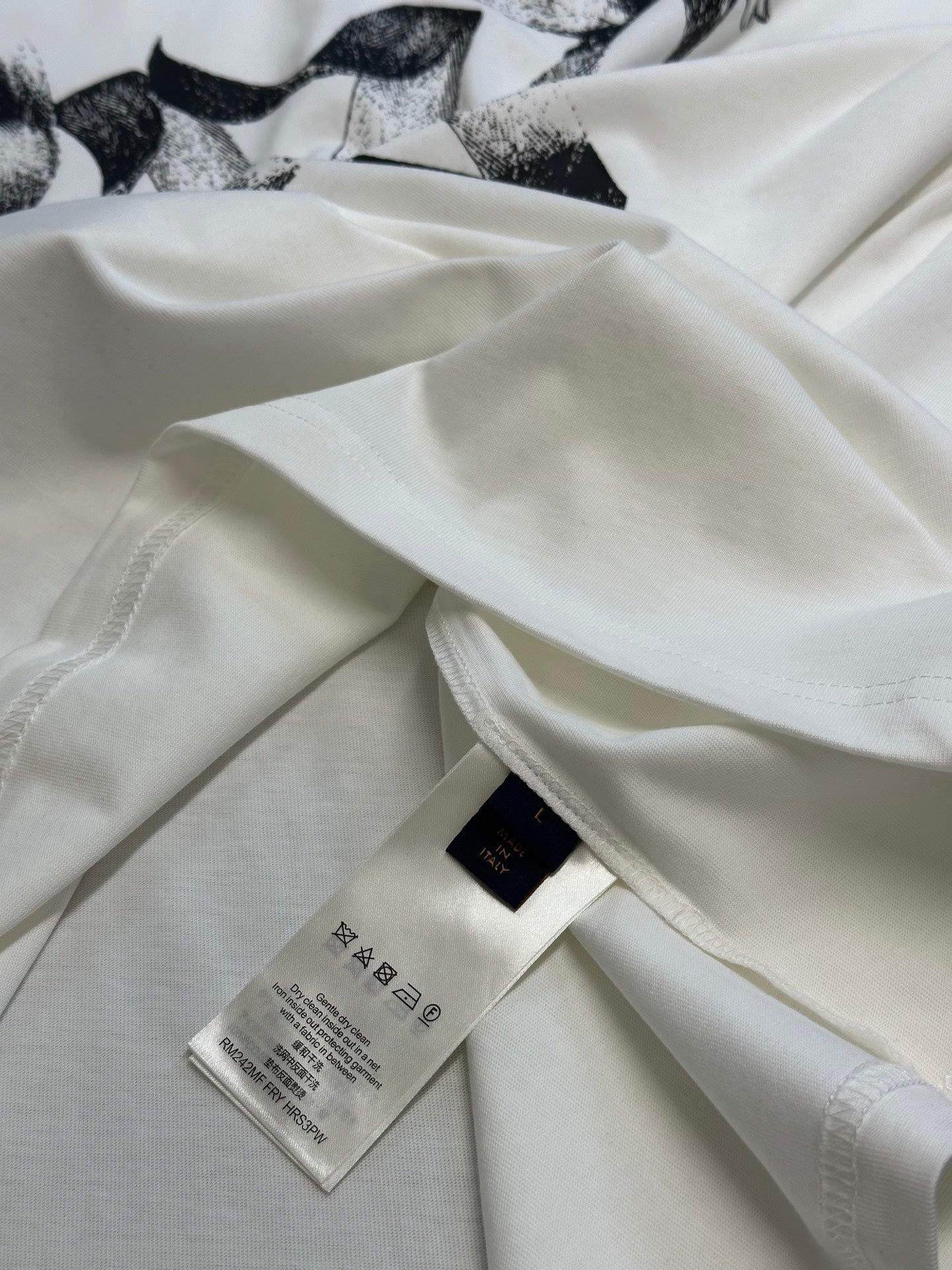 LuxluxHouse Best Quality Clothes T-shirt Louis Vuitton