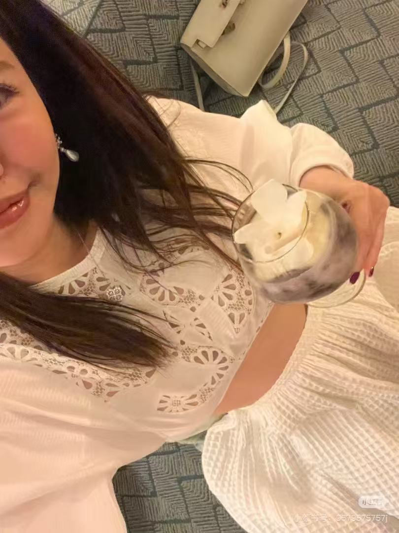 LuxluxHouse Best Quality Clothes T-shirt Chanel & Maison Margiela