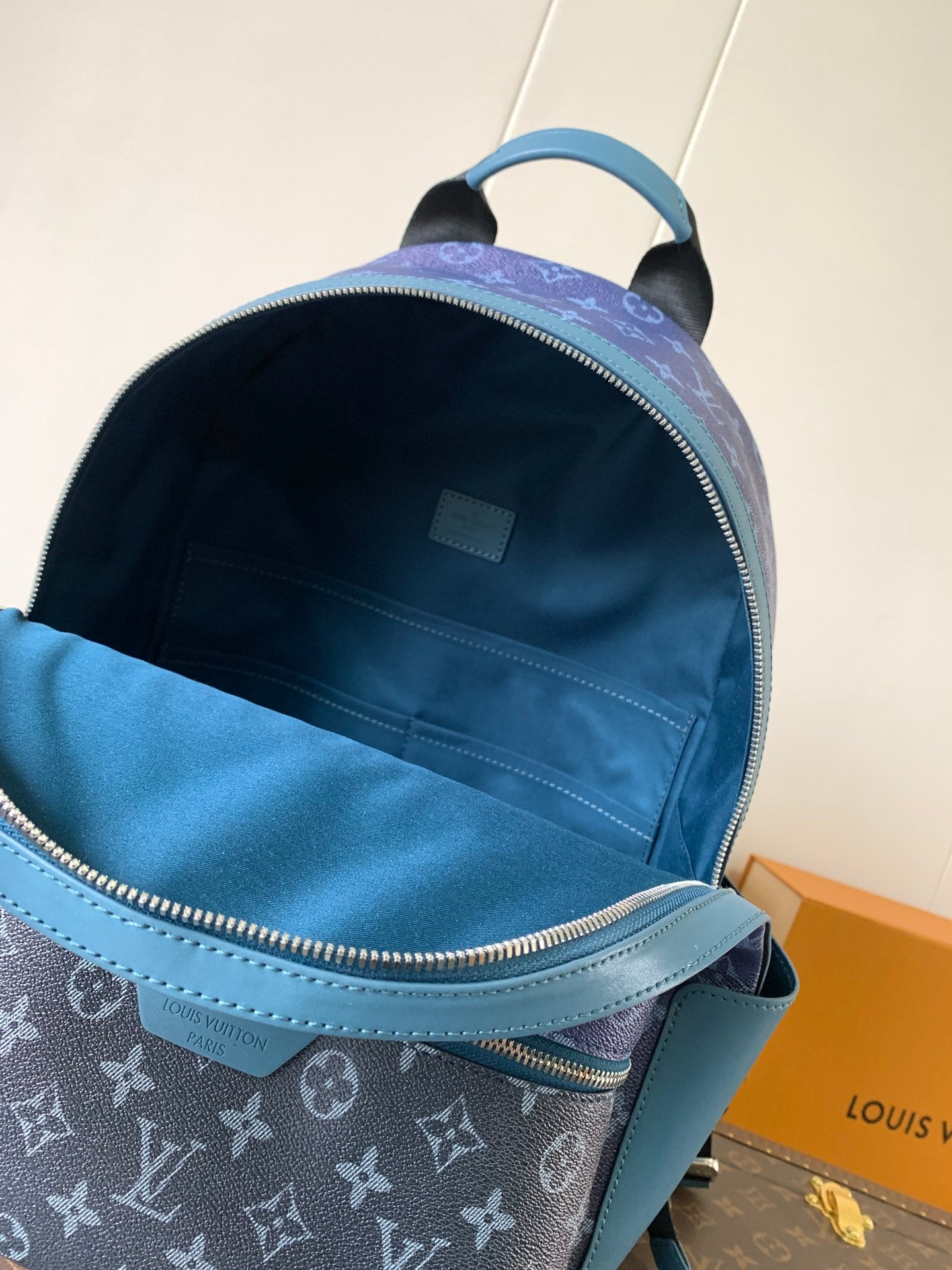 LuxluxHouse Best Quality Bags Louis Vuitton Men
