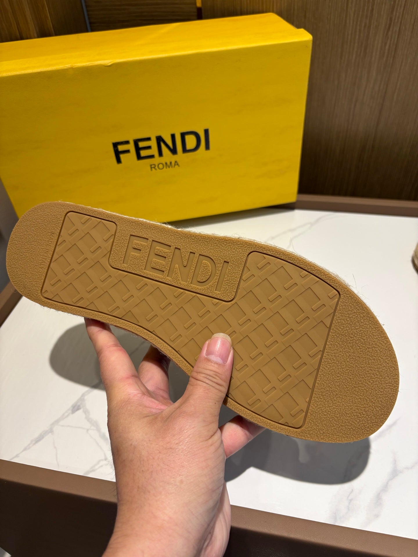 LuxluxHouse Best Quality Sandals Fendi