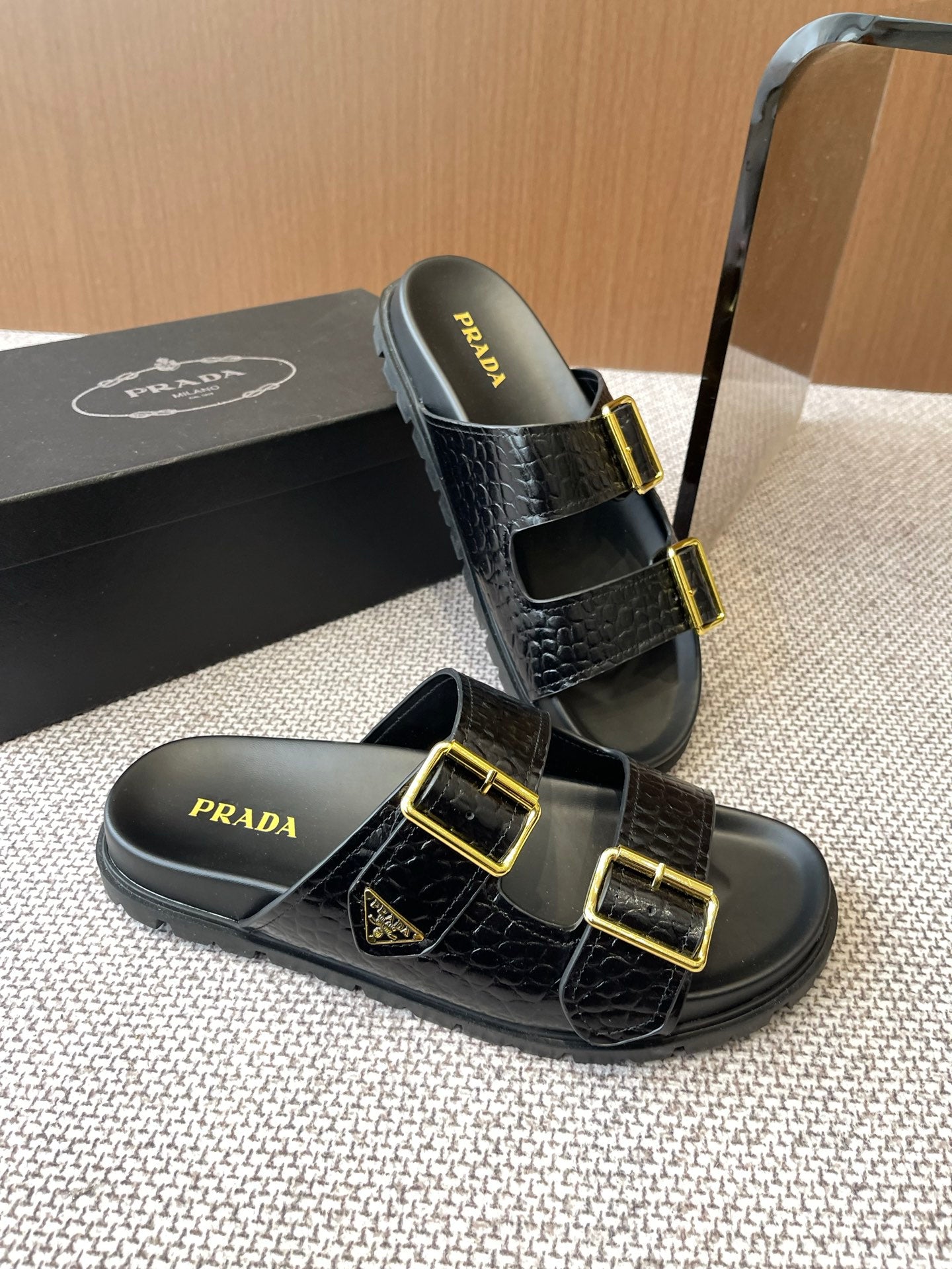 LuxluxHouse Best Quality Women Shoes Prada