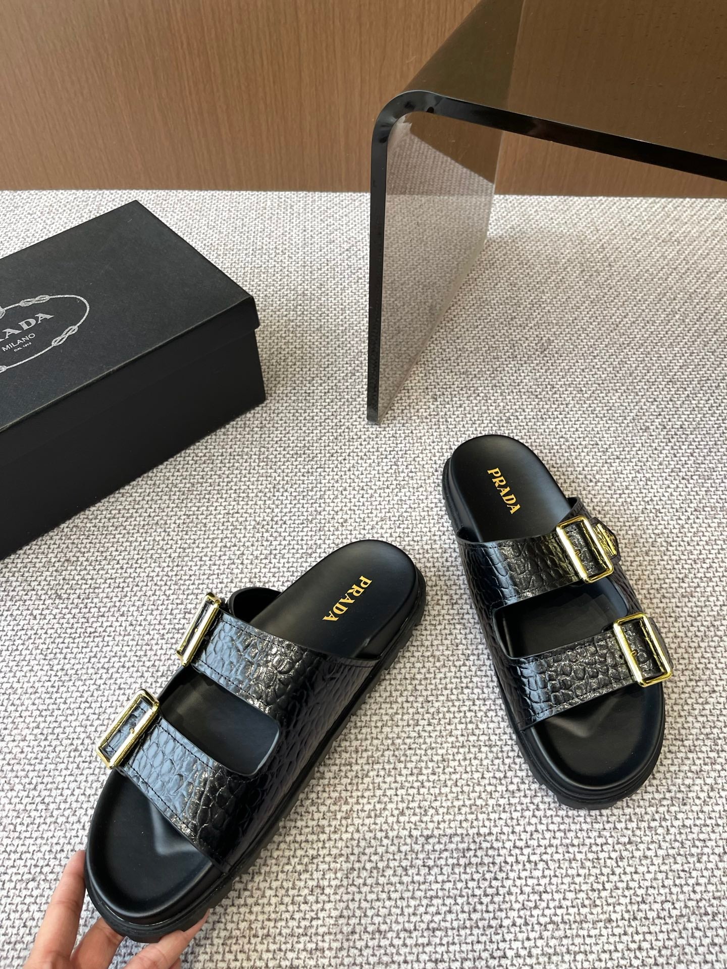 LuxluxHouse Best Quality Women Shoes Prada